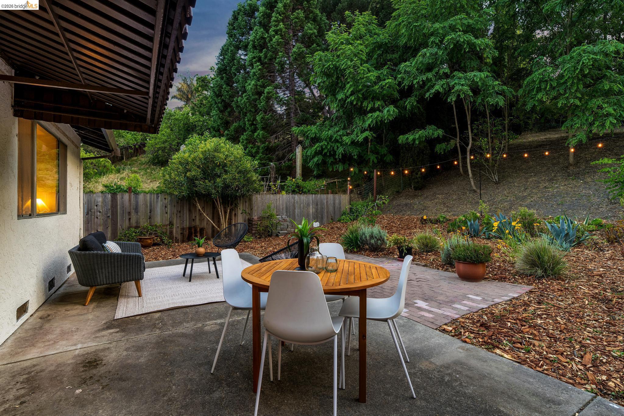 5672 Torrey Pine Ct
