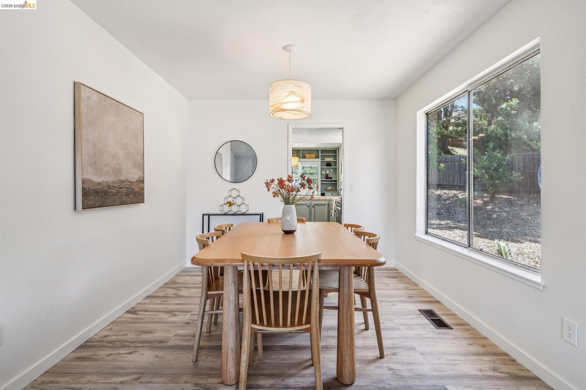 5672 Torrey Pine Ct