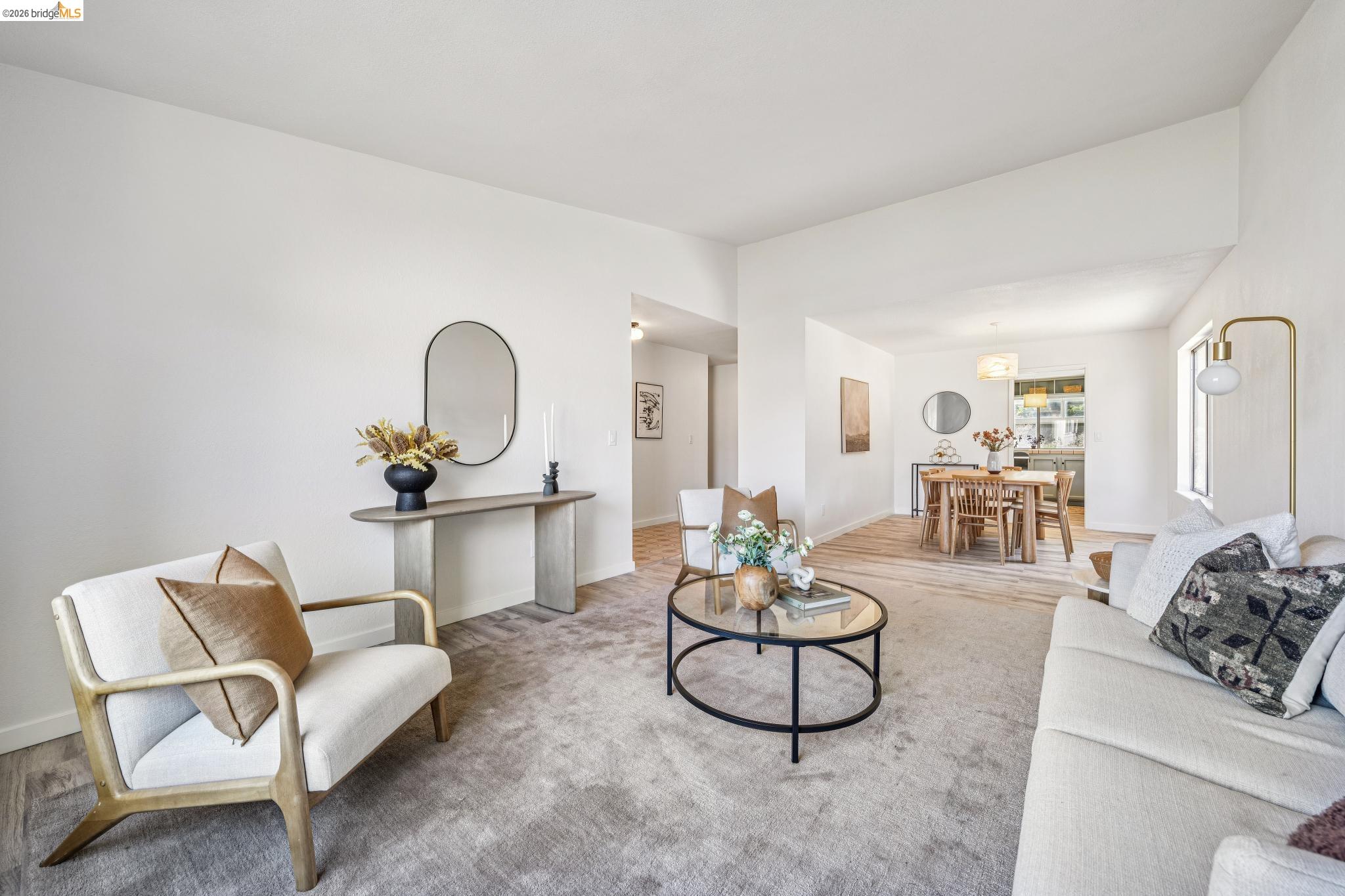 5672 Torrey Pine Ct