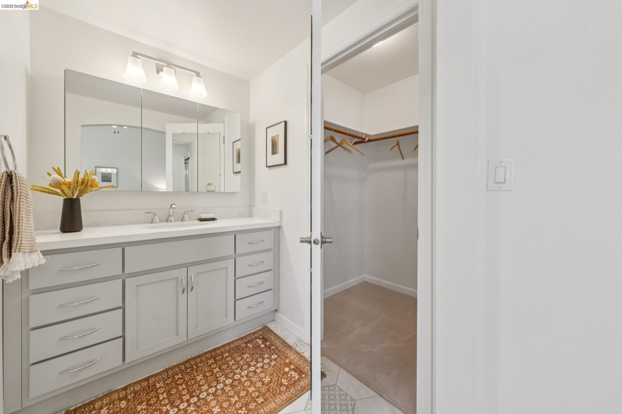 2253 Freshwater Court