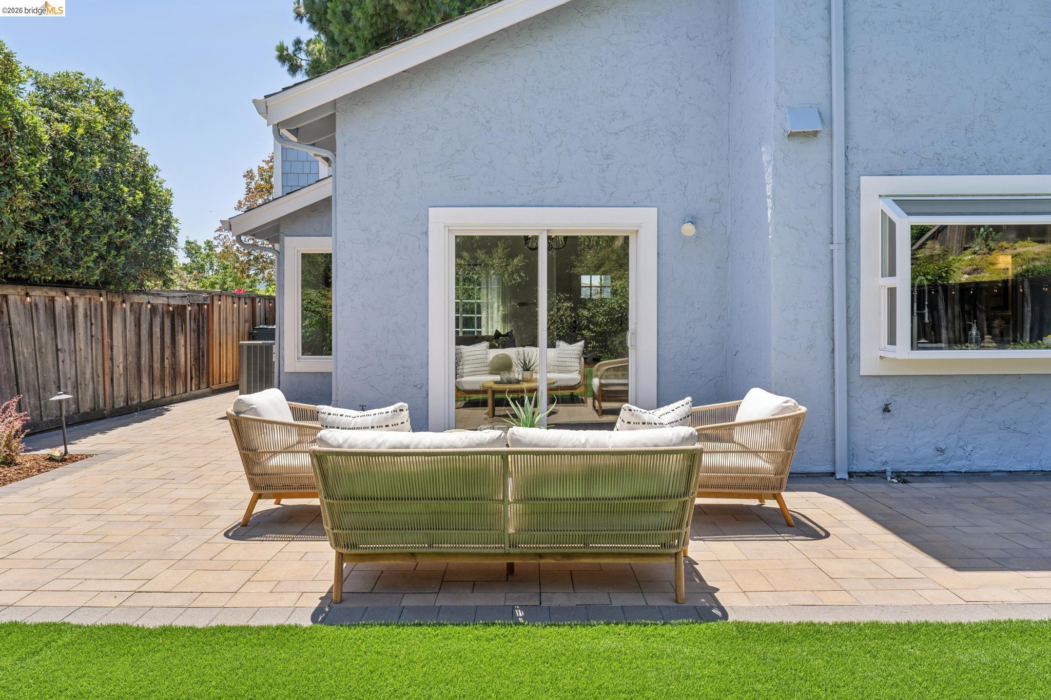 2253 Freshwater Court
