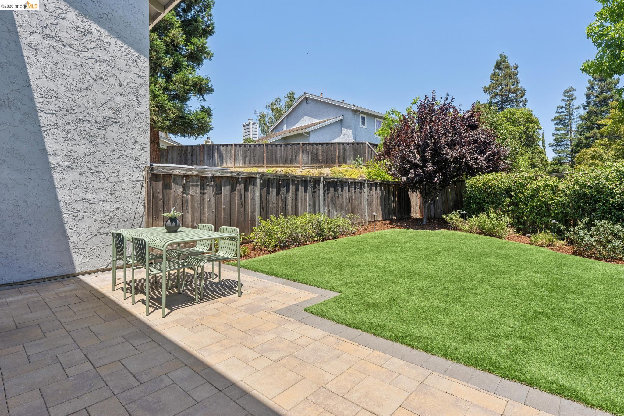 2253 Freshwater Court