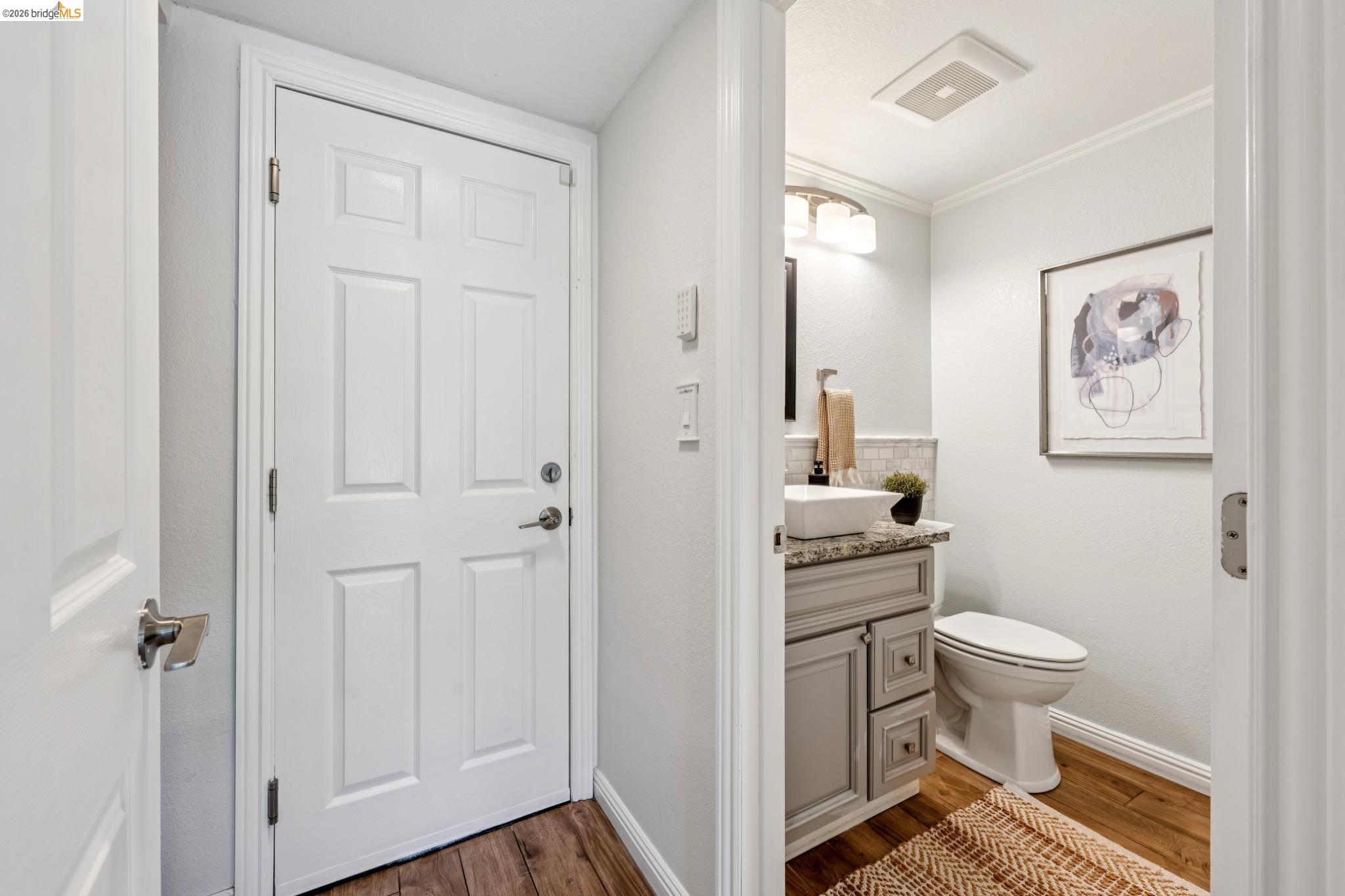 2253 Freshwater Court