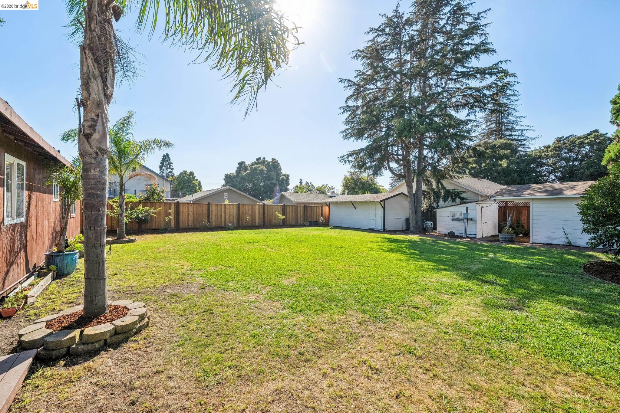 201 Warwick Ave