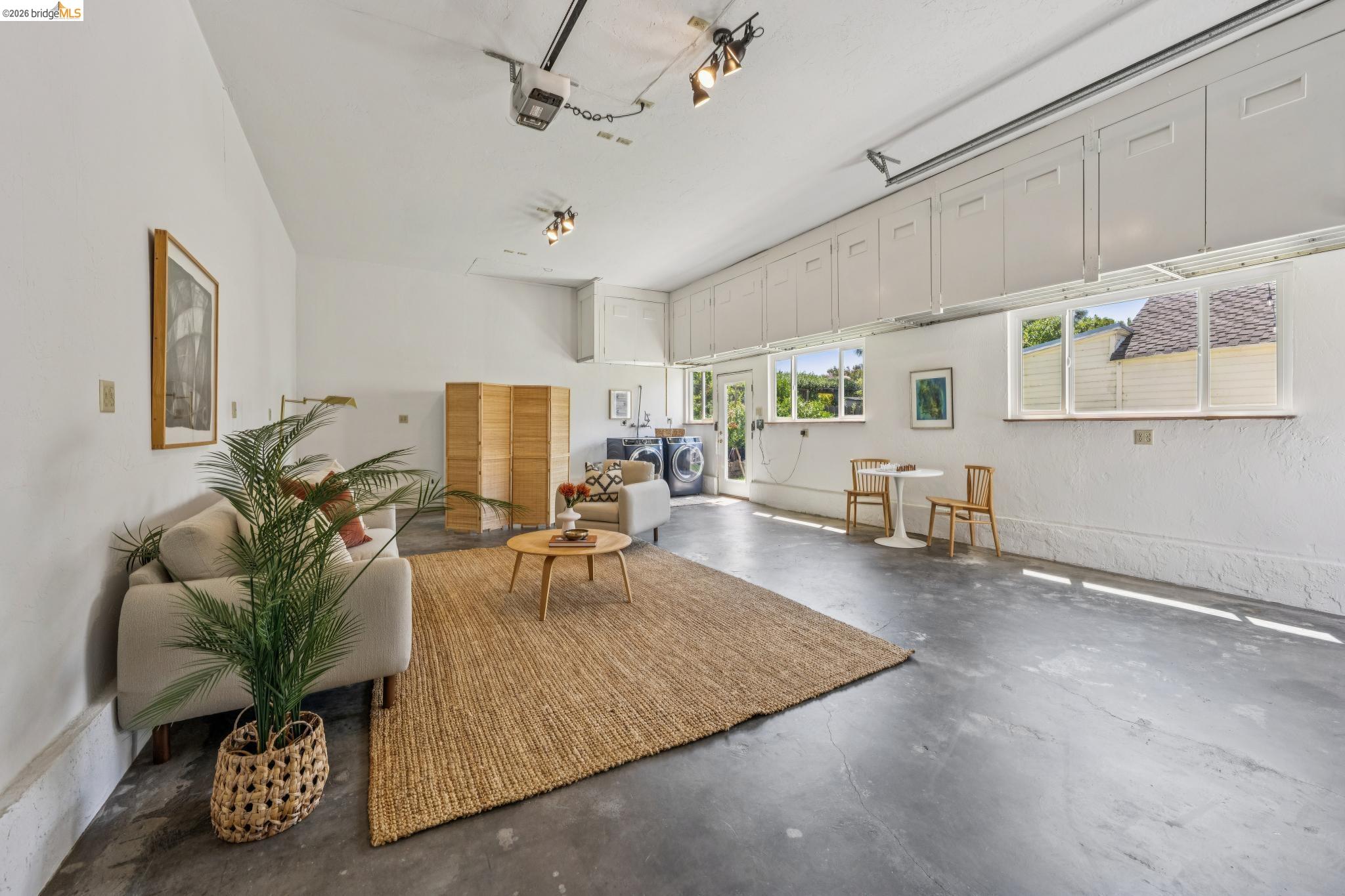 550 Superior Ave