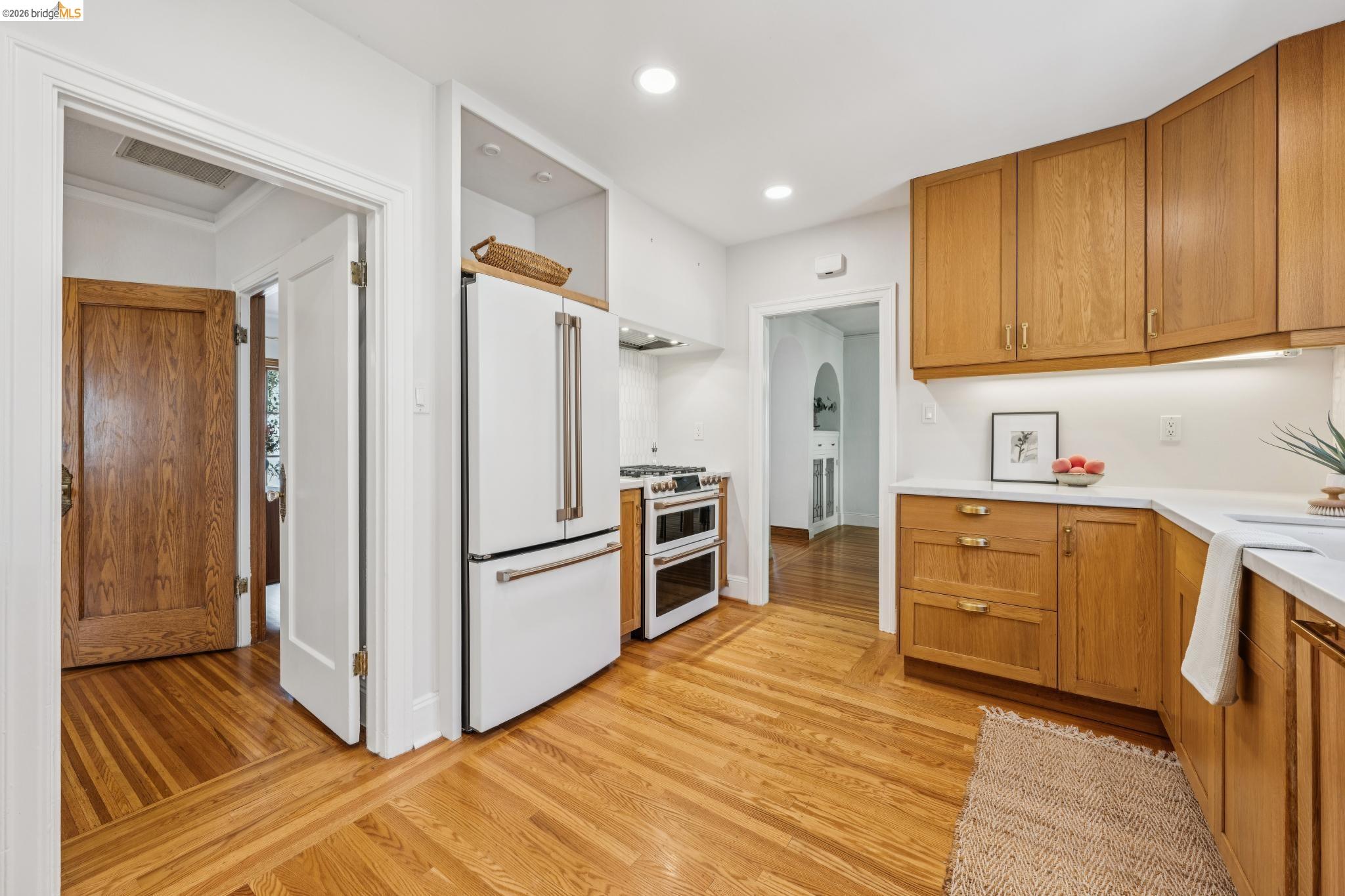 550 Superior Ave