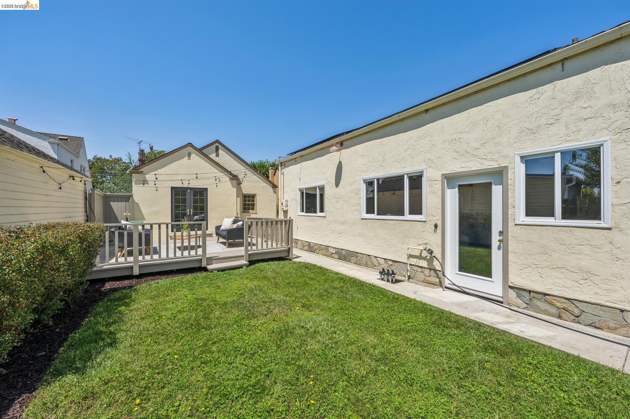 550 Superior Ave