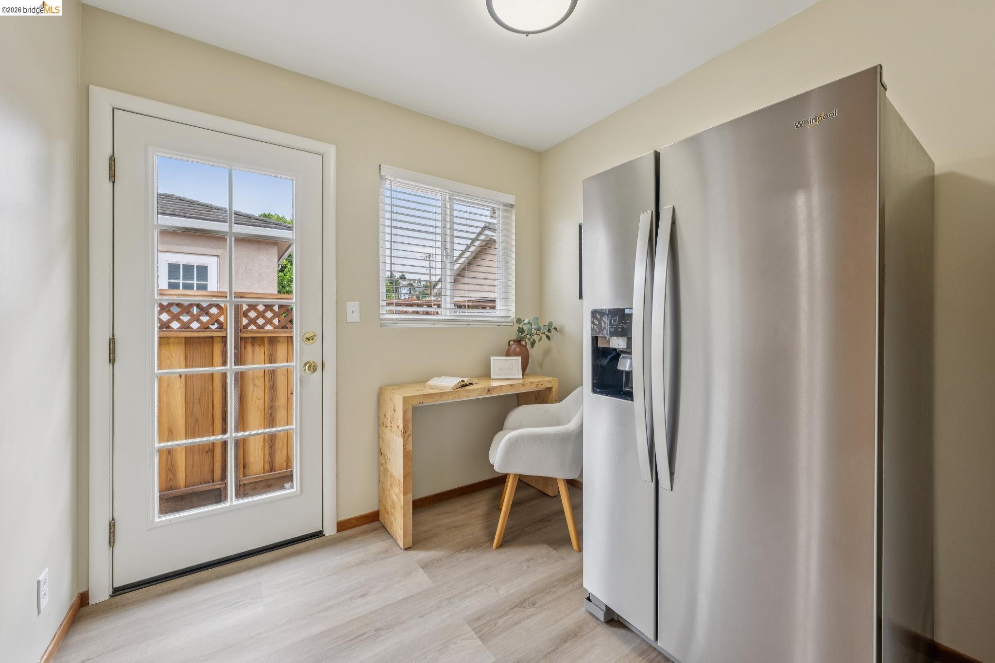 871 Joaquin Ave