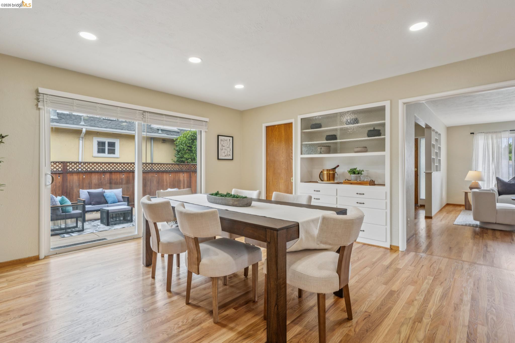 871 Joaquin Ave