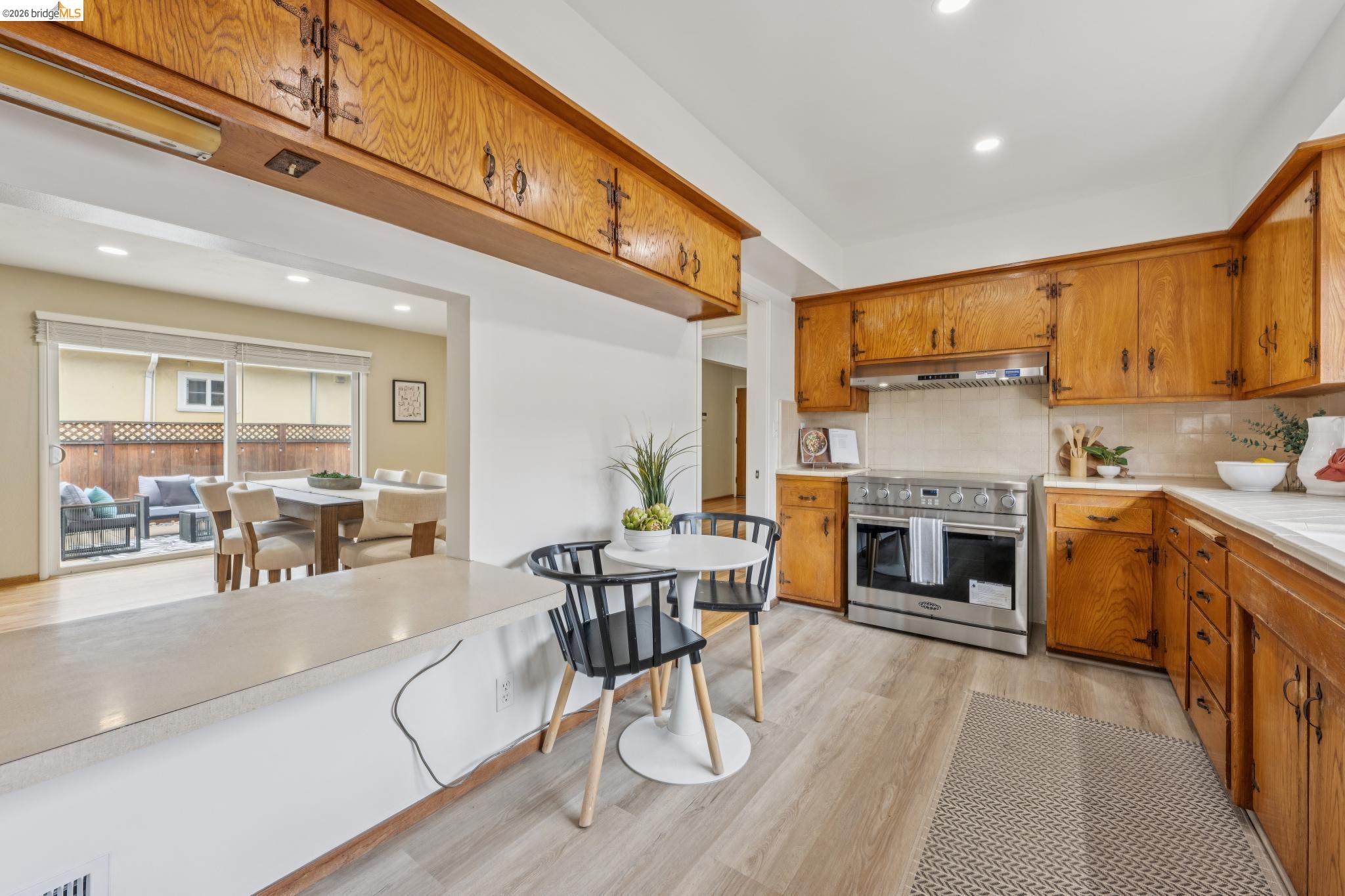 871 Joaquin Ave