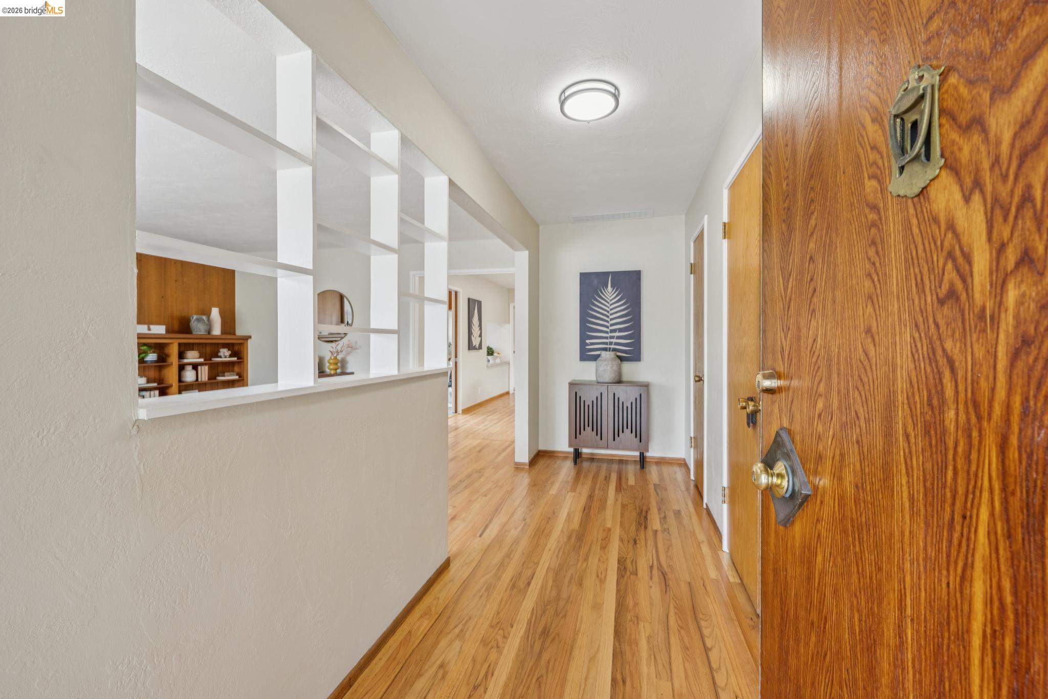 871 Joaquin Ave