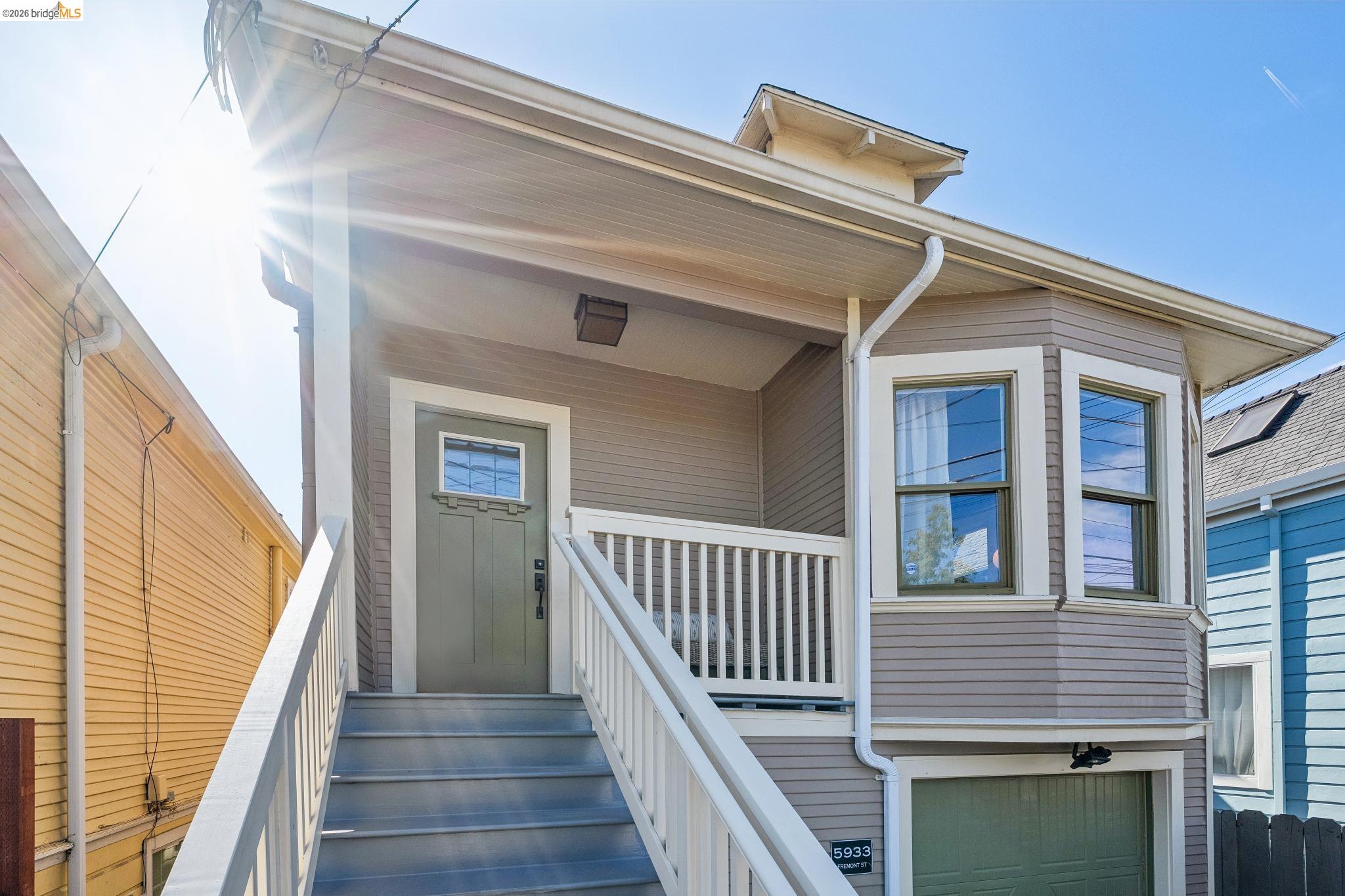 5933 Fremont St