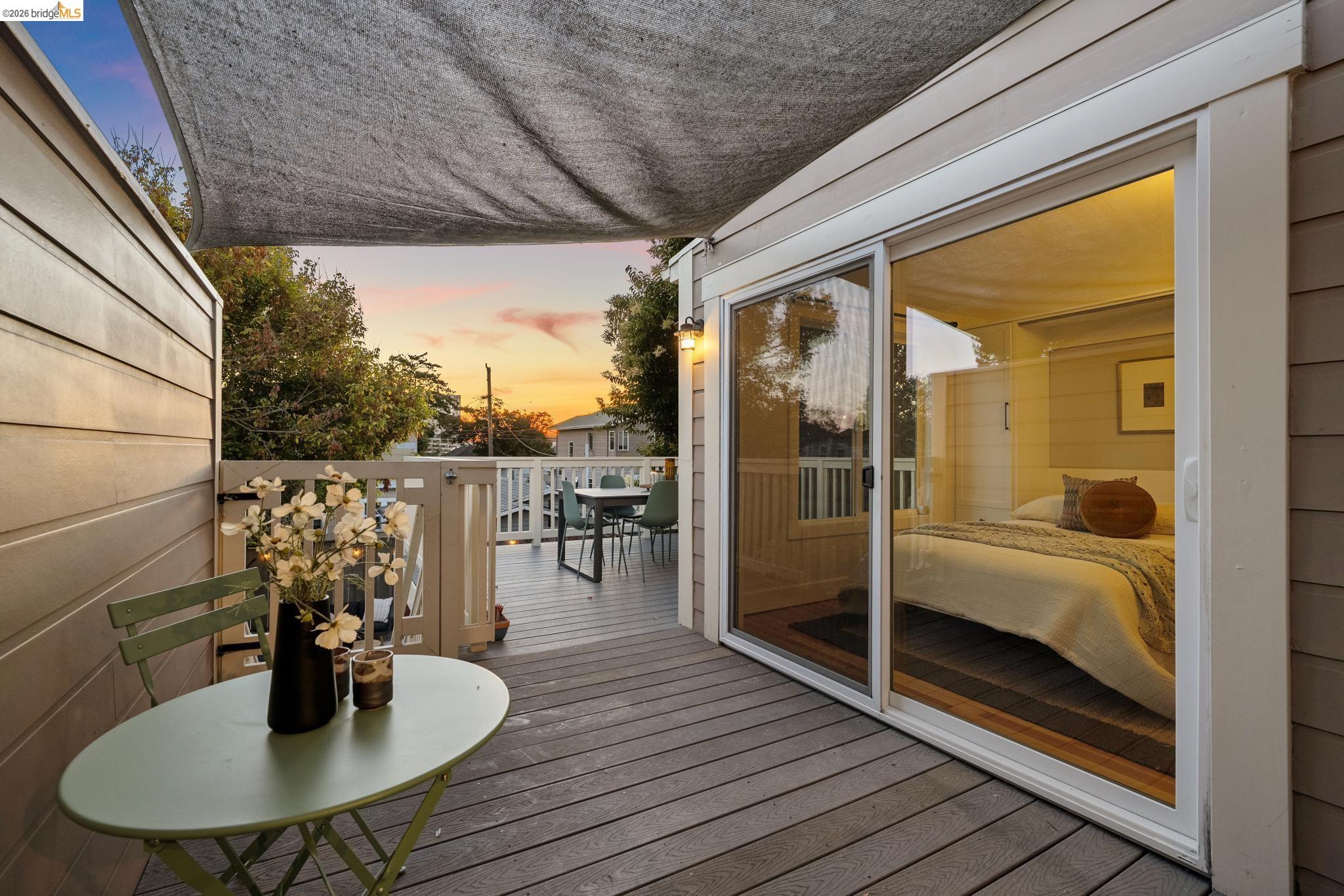 5933 Fremont St