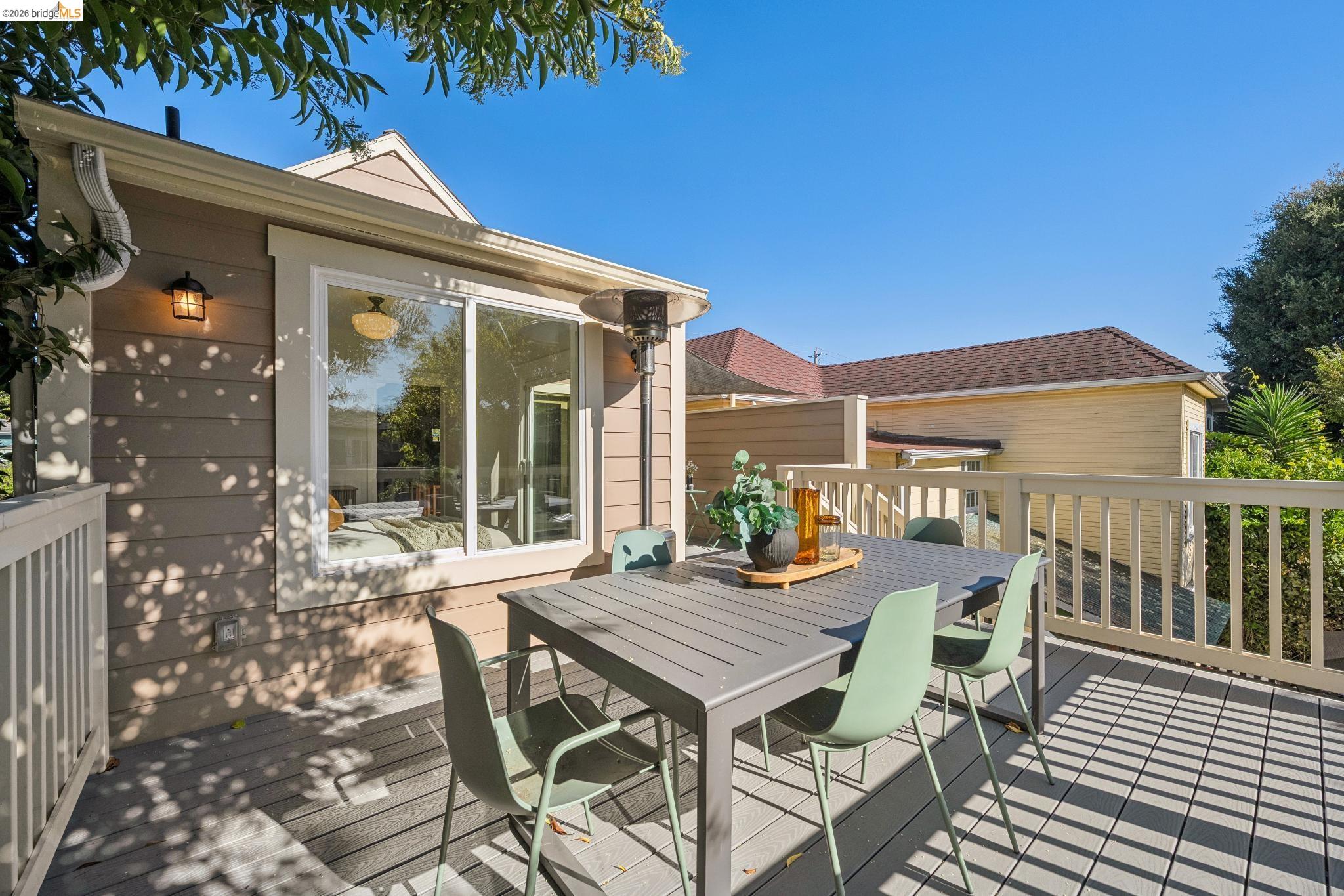 5933 Fremont St