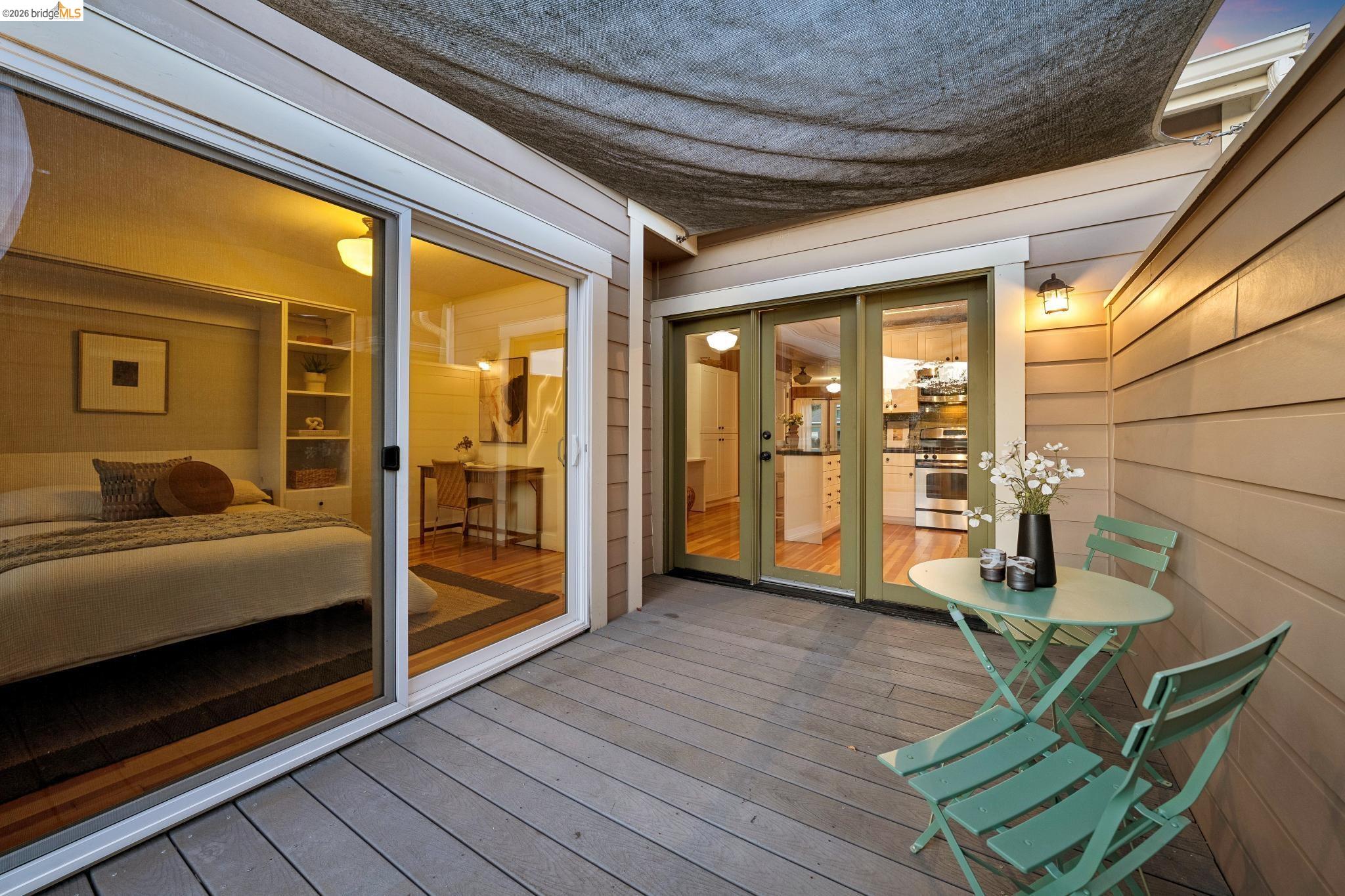 5933 Fremont St