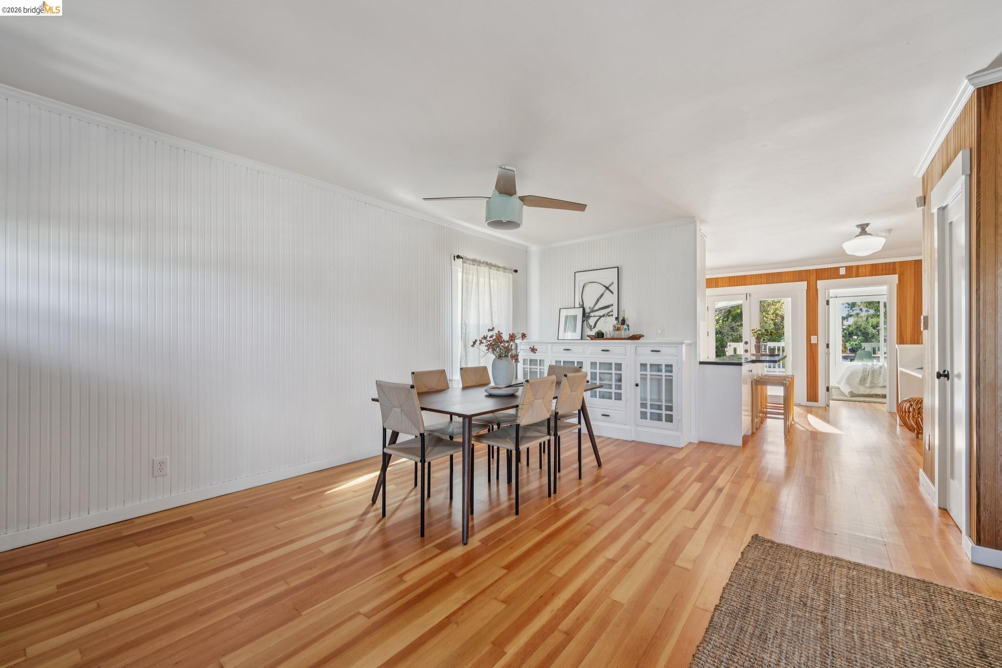 5933 Fremont St