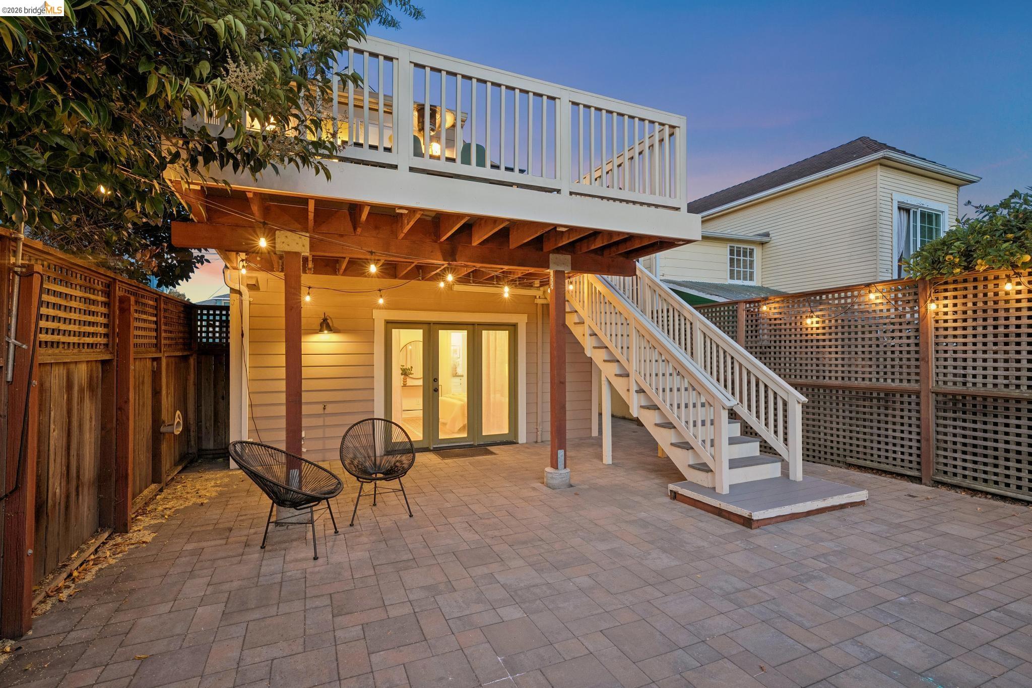 5933 Fremont St