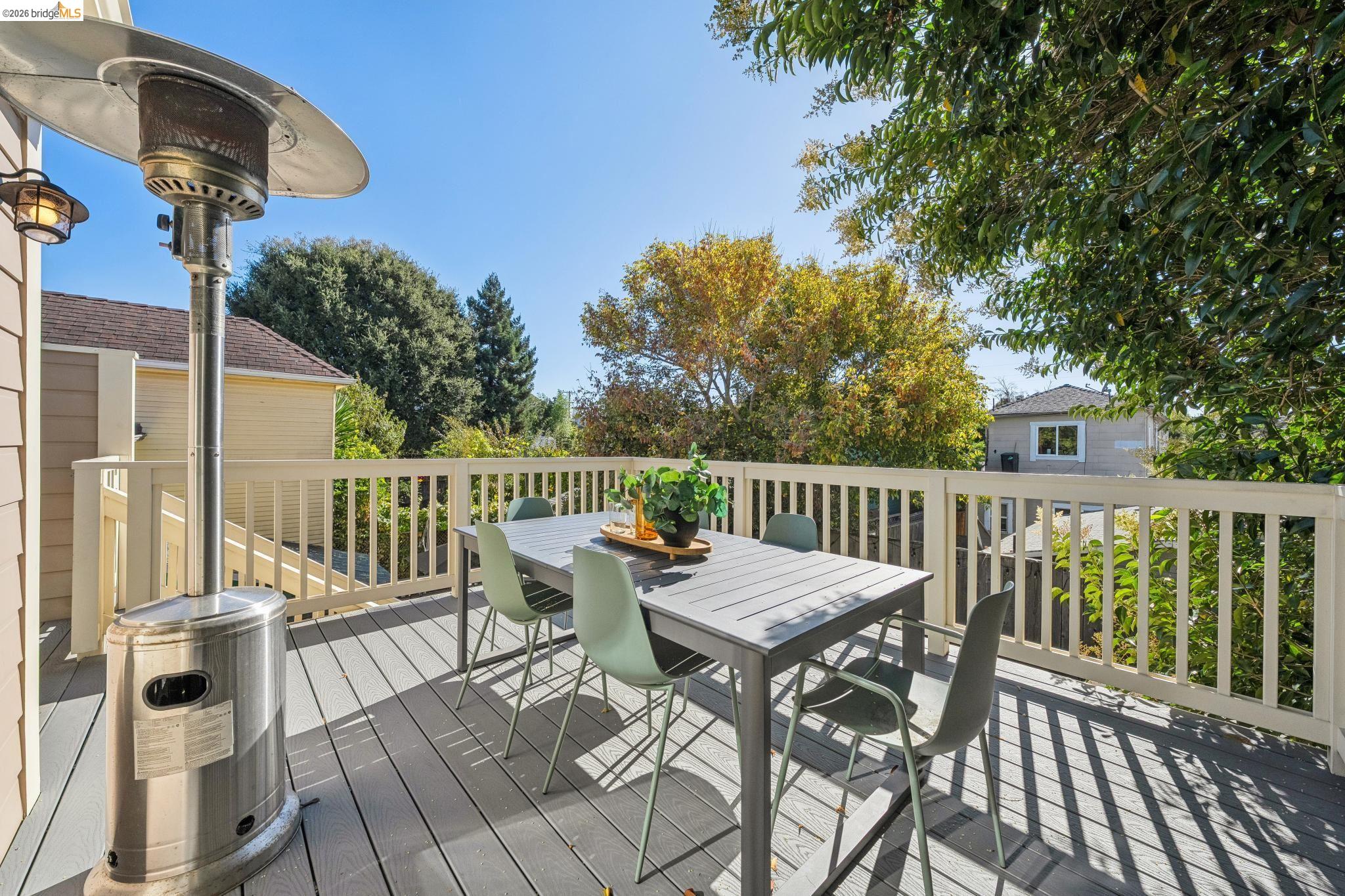 5933 Fremont St
