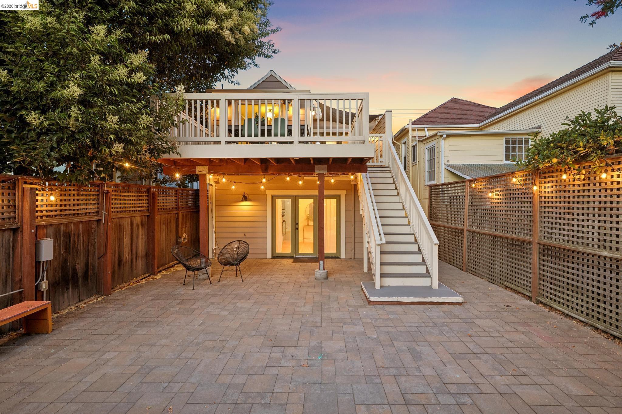 5933 Fremont St