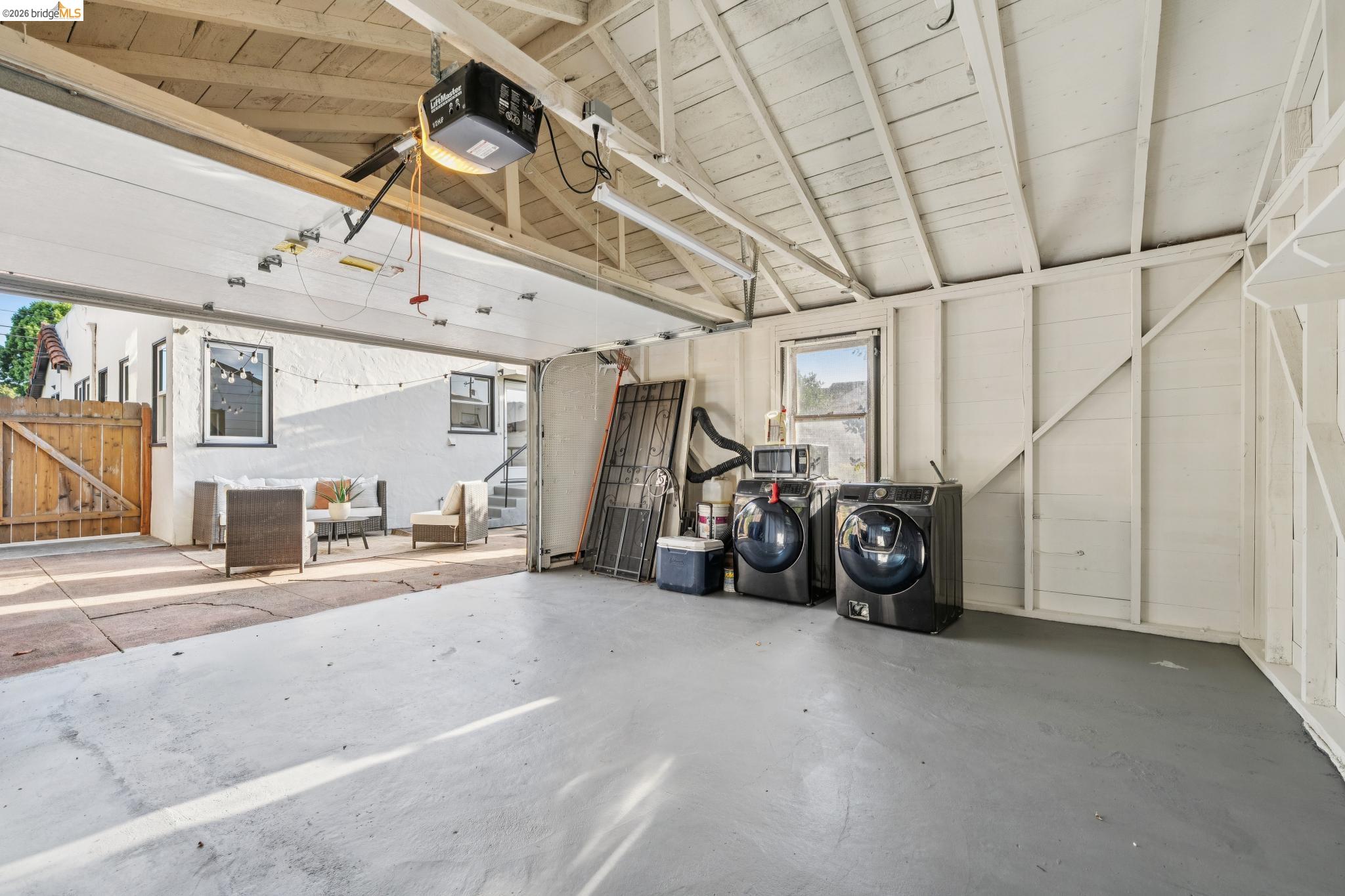 934 Estudillo Ave