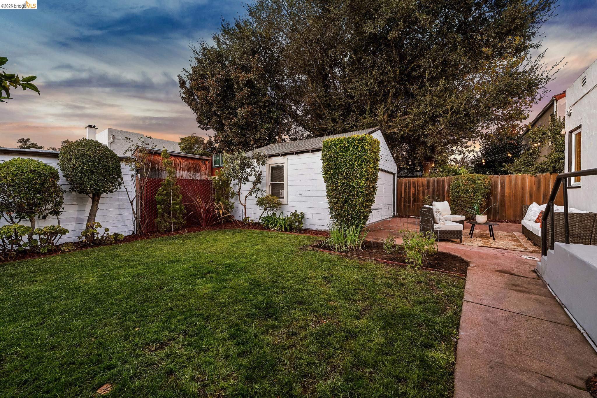 934 Estudillo Ave