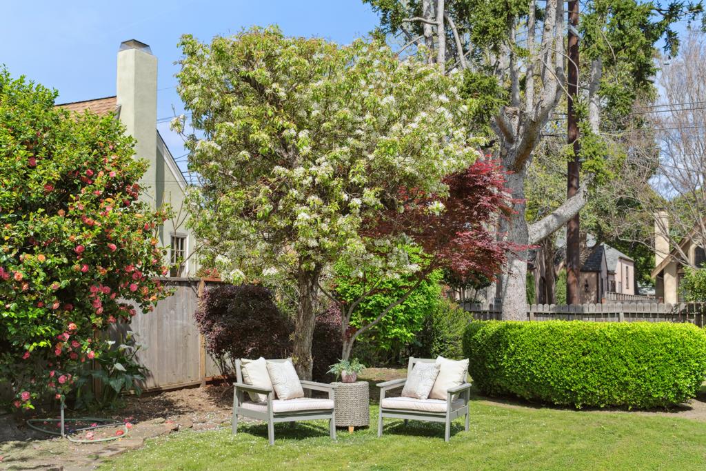 1111 San Rafael Street