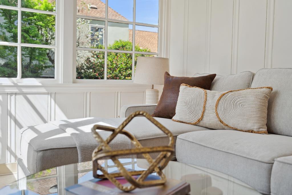 1111 San Rafael Street