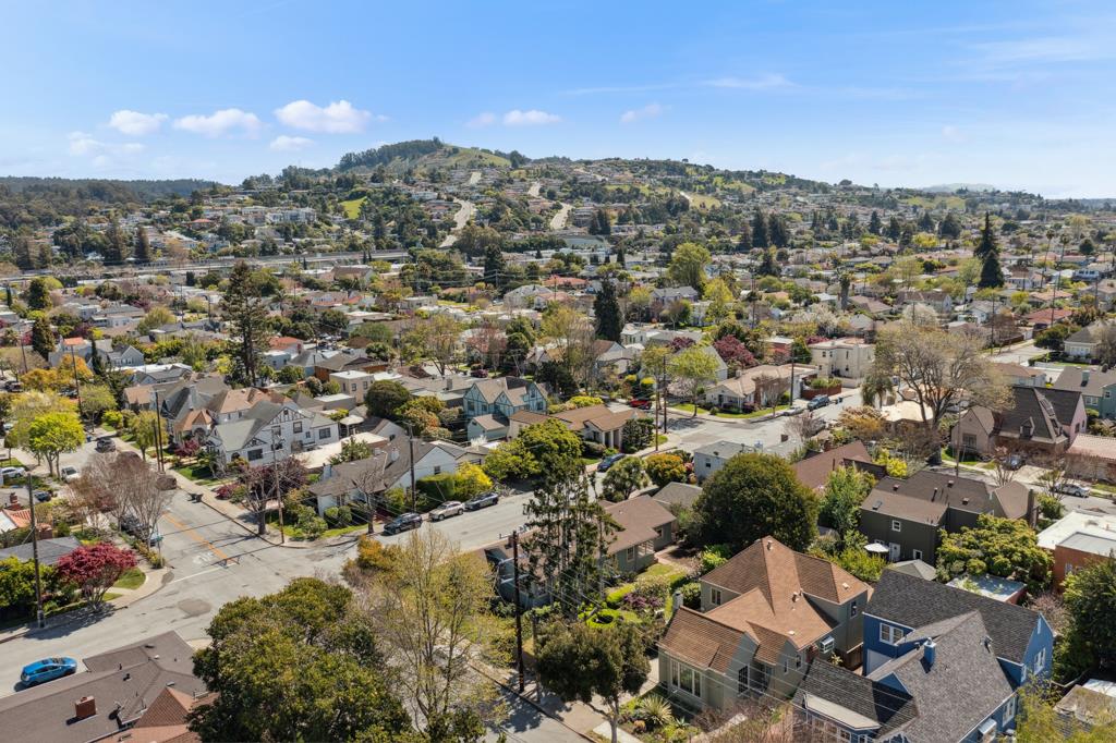 1111 San Rafael Street