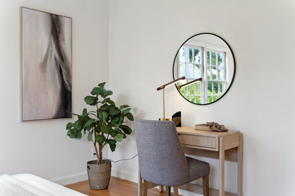 1111 San Rafael Street