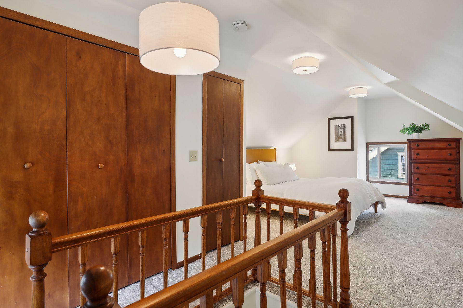 949 Saint Clair Avenue