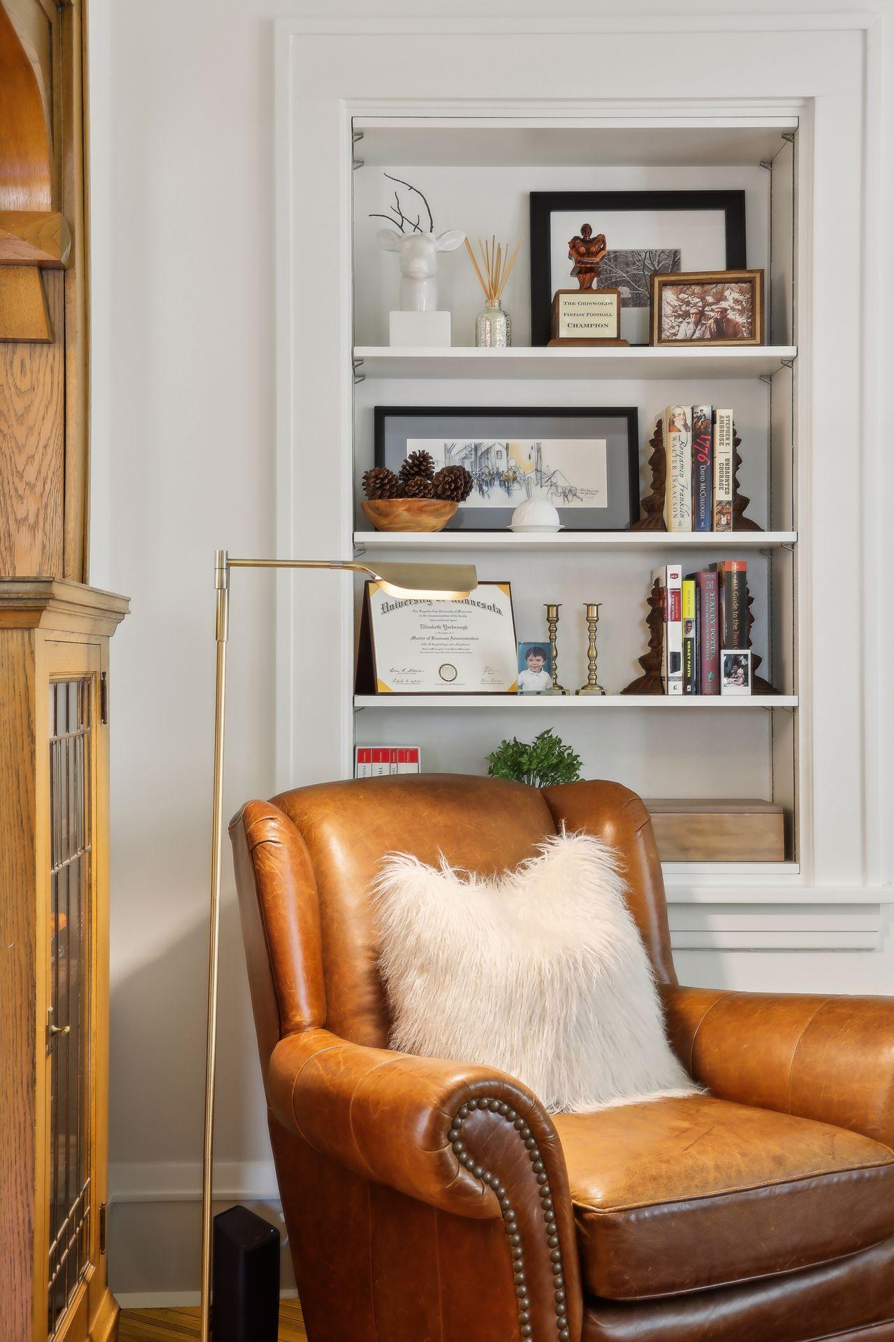 949 Saint Clair Avenue