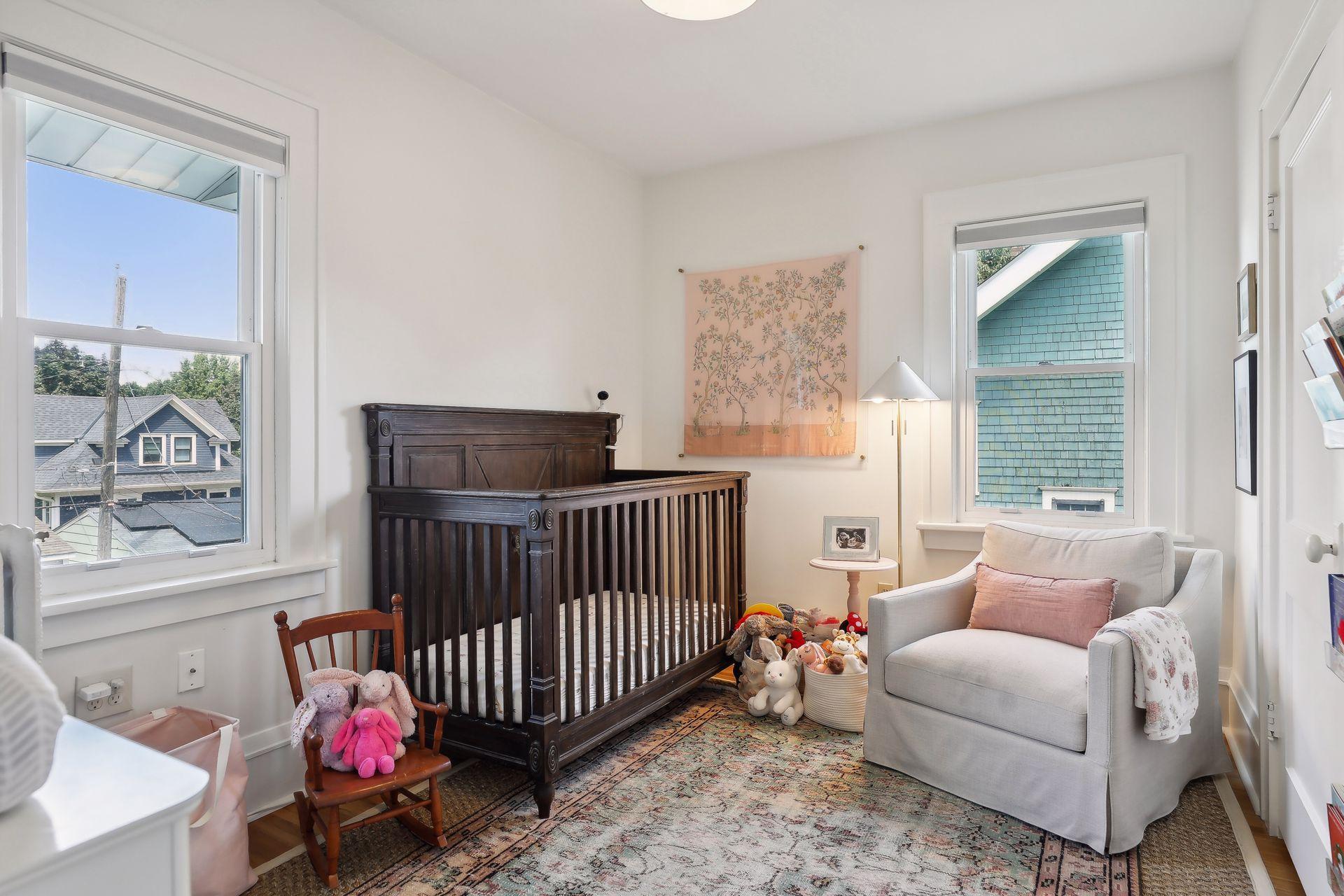 949 Saint Clair Avenue