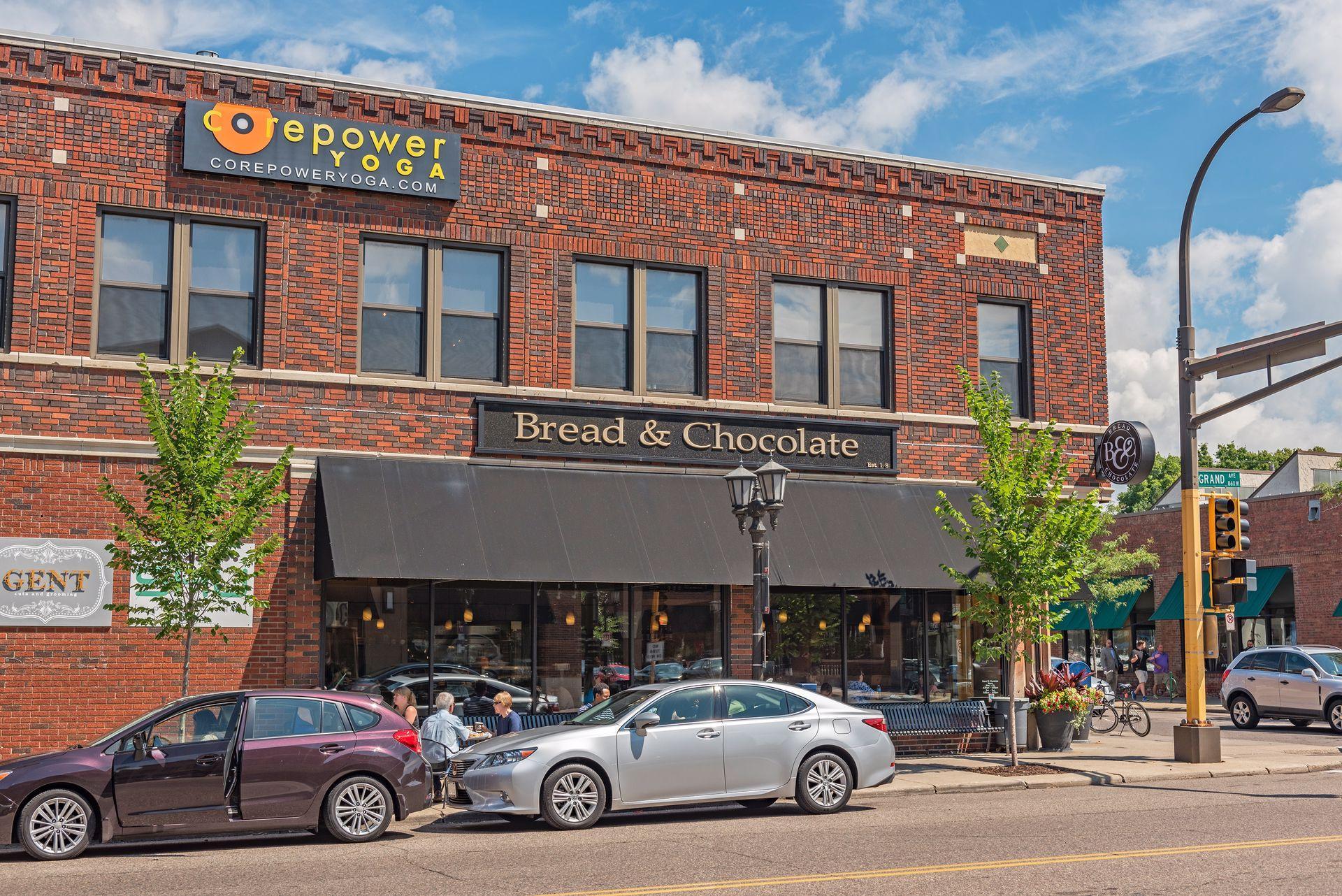 949 Saint Clair Avenue