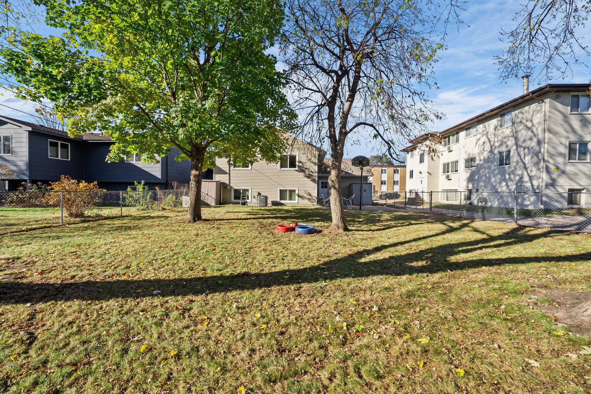 319 Monroe Street NE