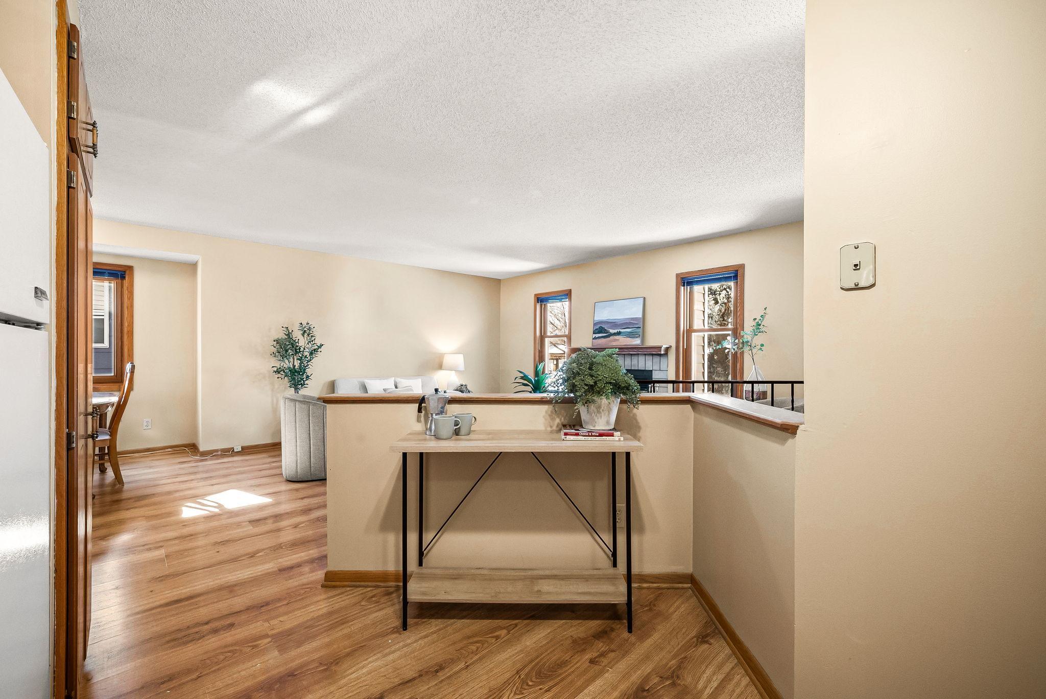 319 Monroe Street NE