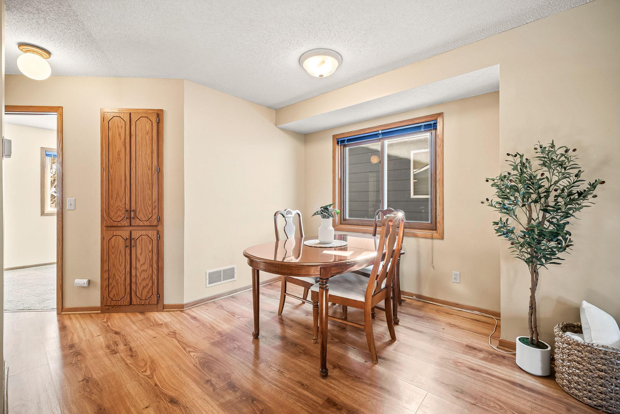 319 Monroe Street NE