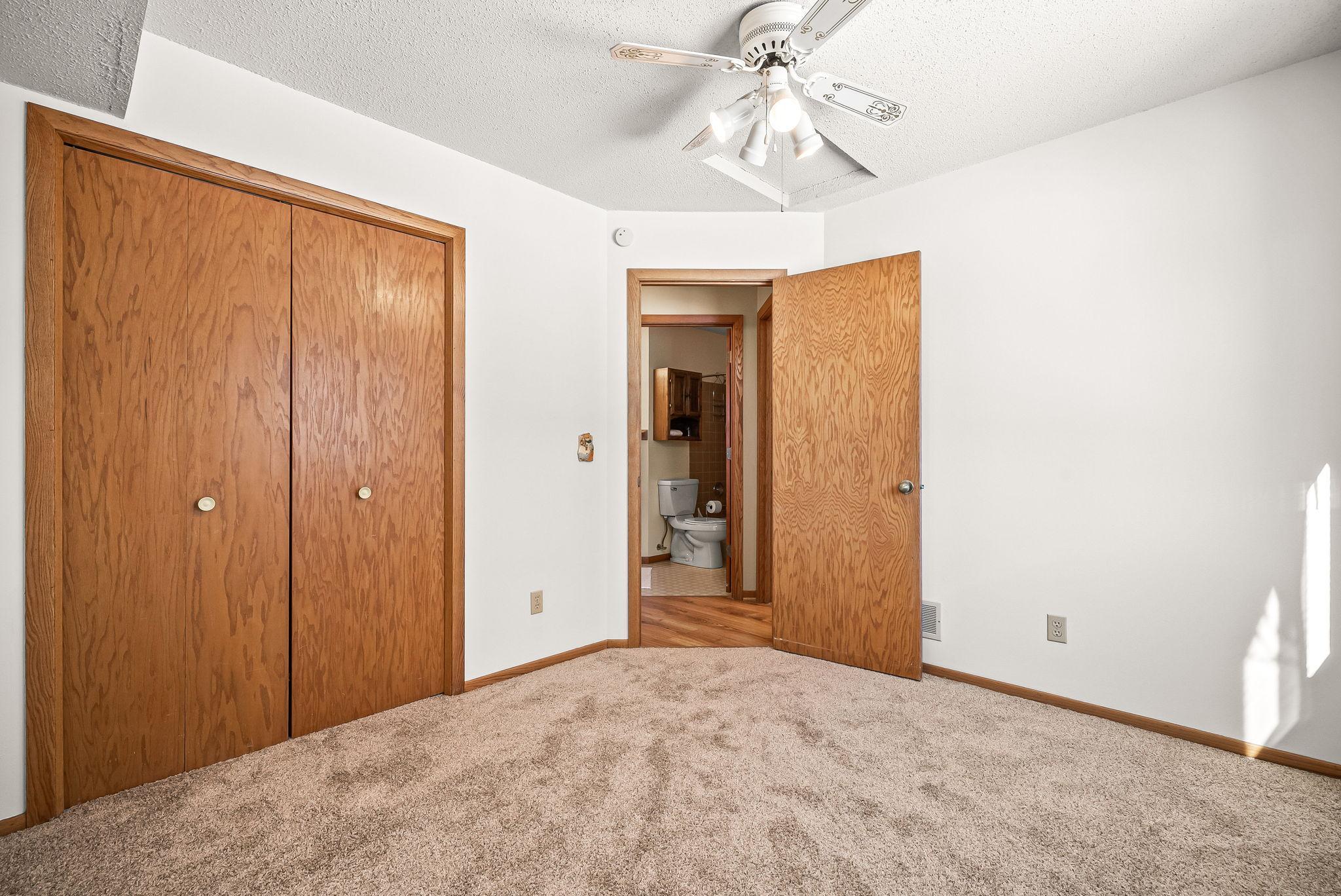 319 Monroe Street NE