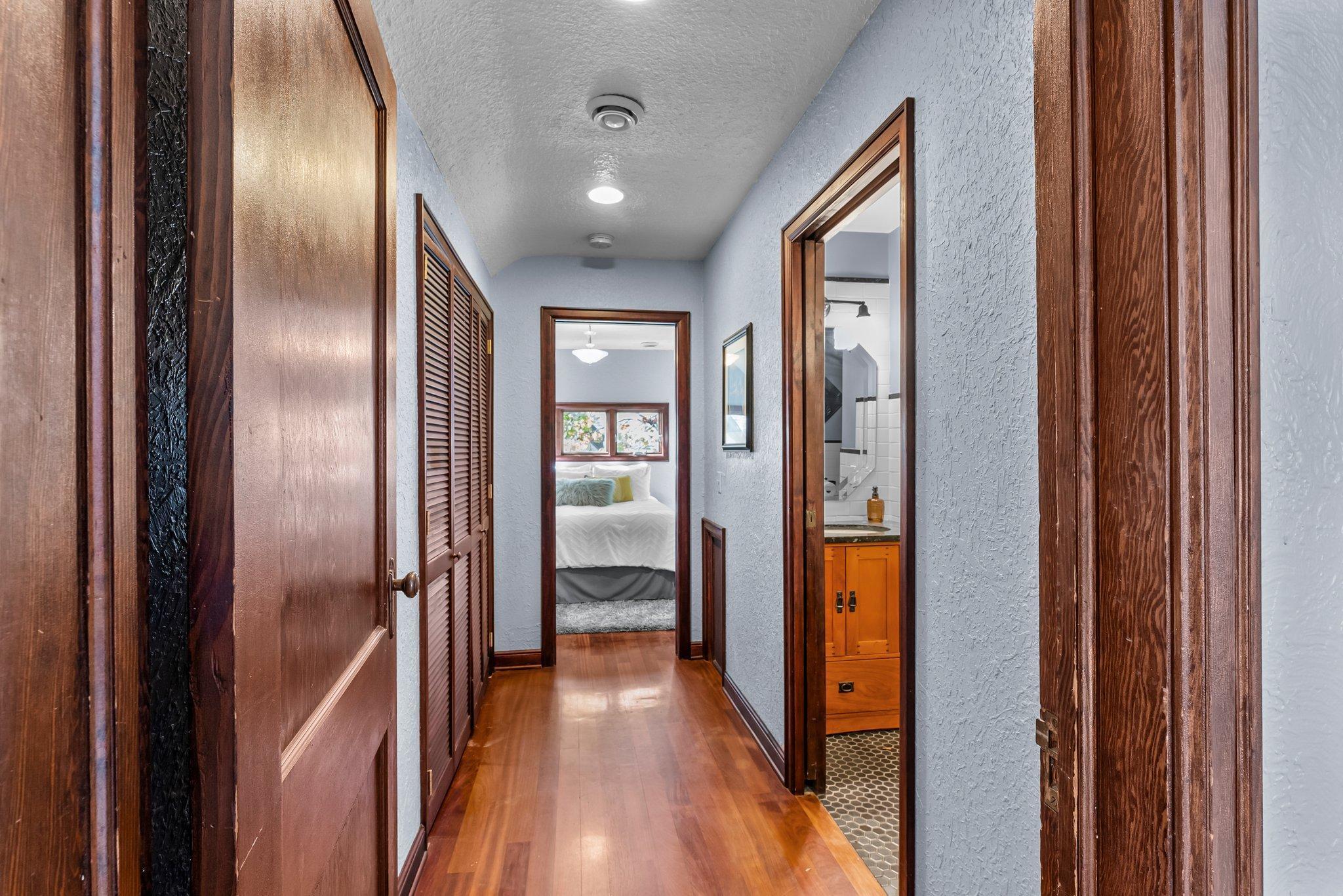 1343 Buchanan Street NE