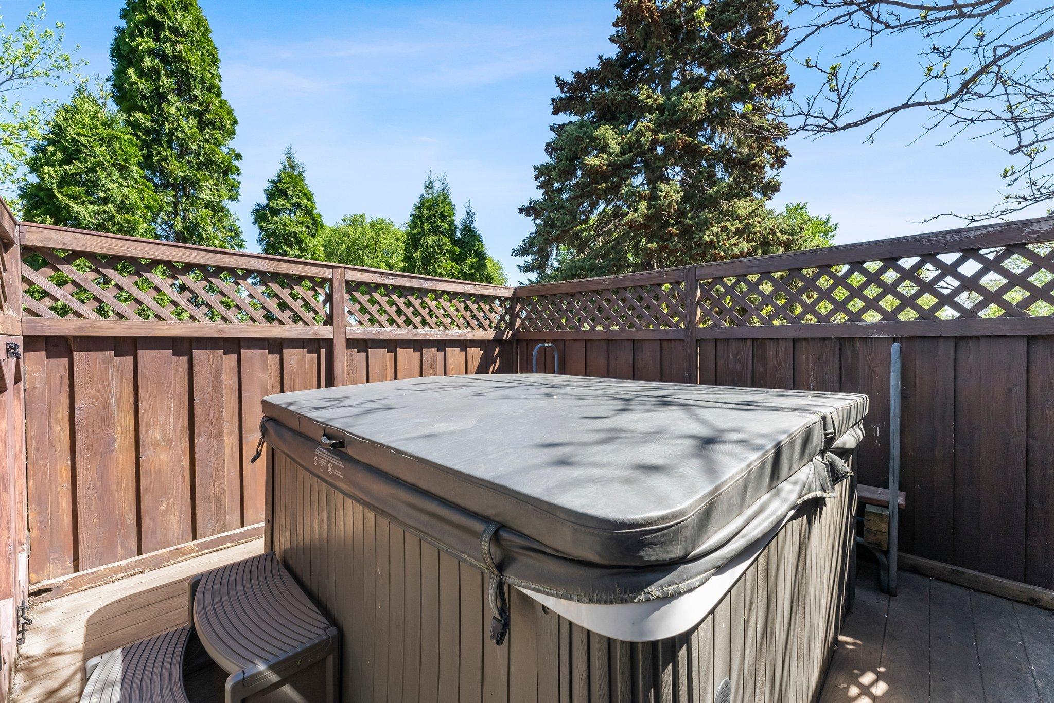 1343 Buchanan Street NE