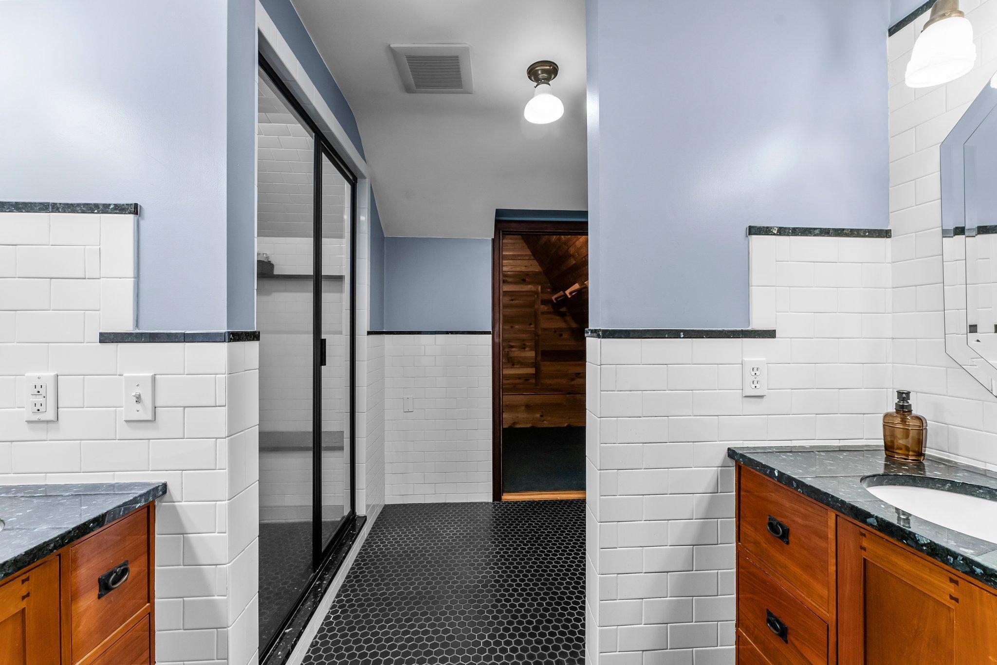 1343 Buchanan Street NE