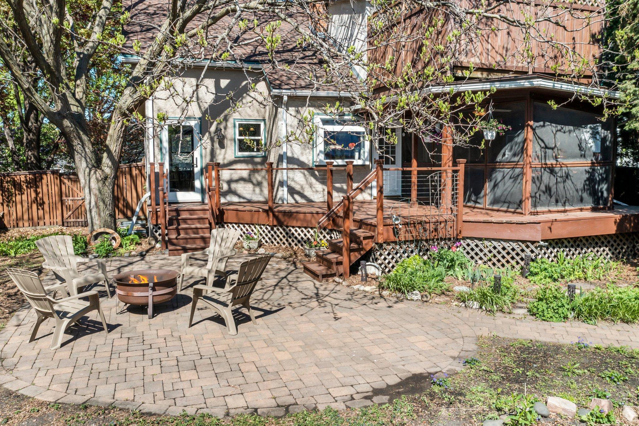 1343 Buchanan Street NE