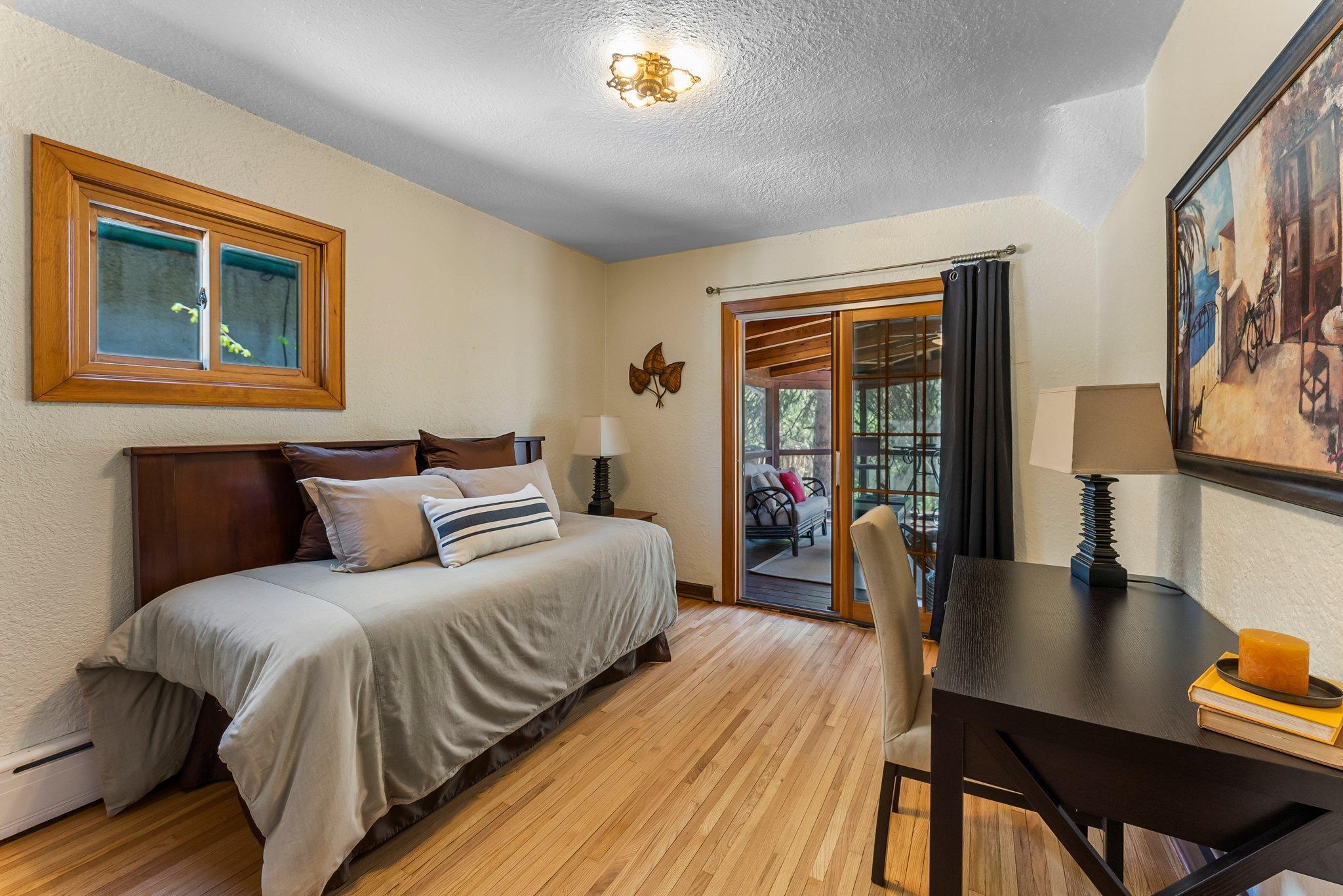 1343 Buchanan Street NE