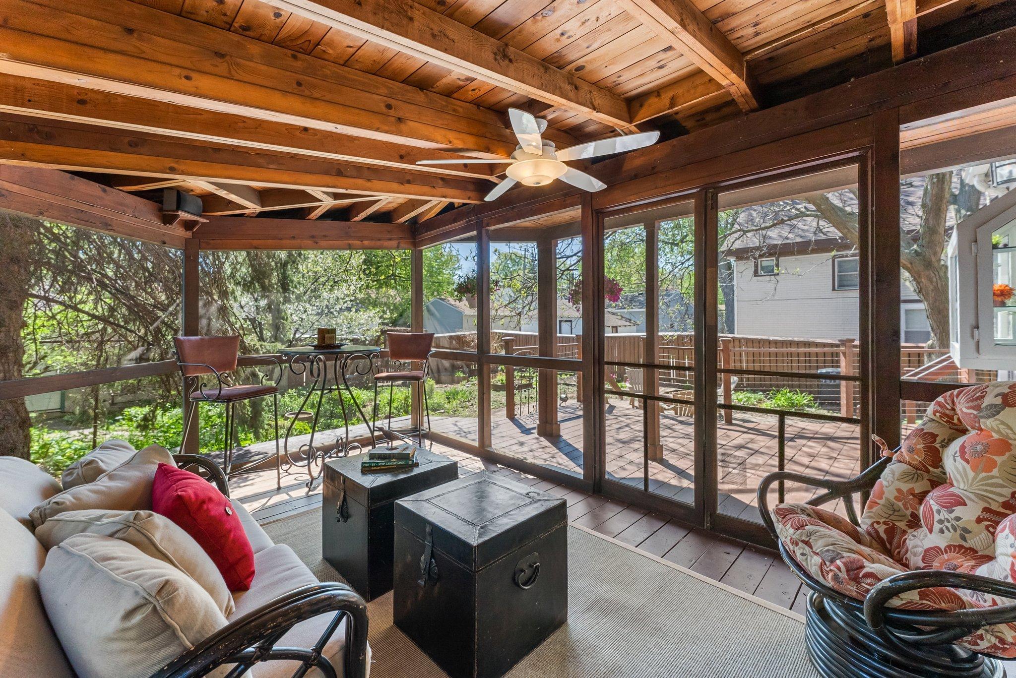 1343 Buchanan Street NE