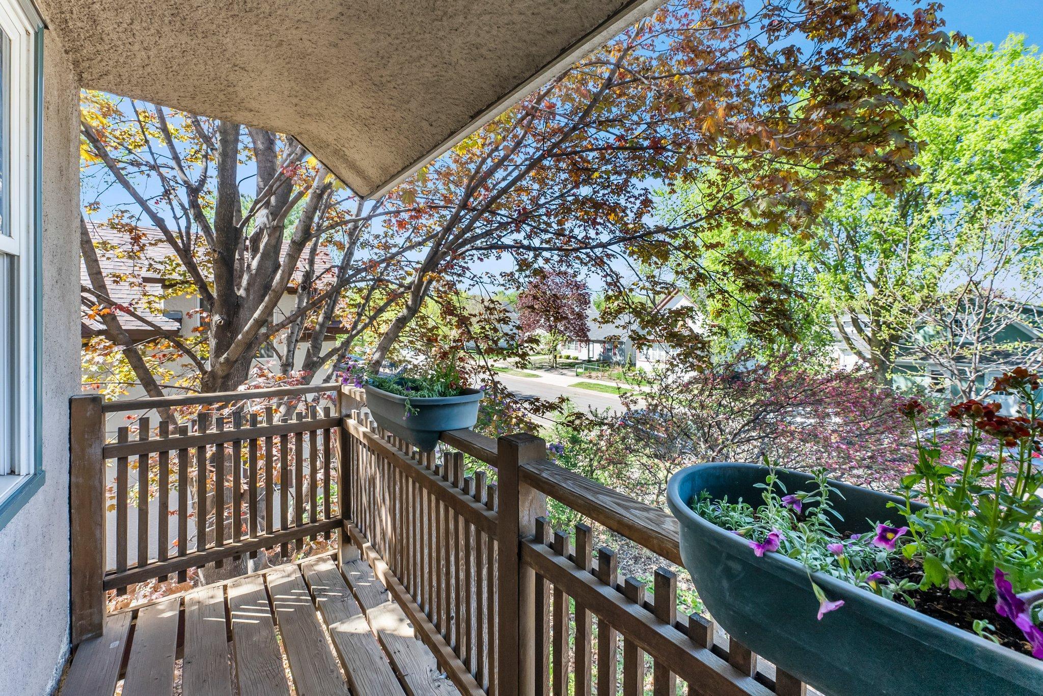 1343 Buchanan Street NE