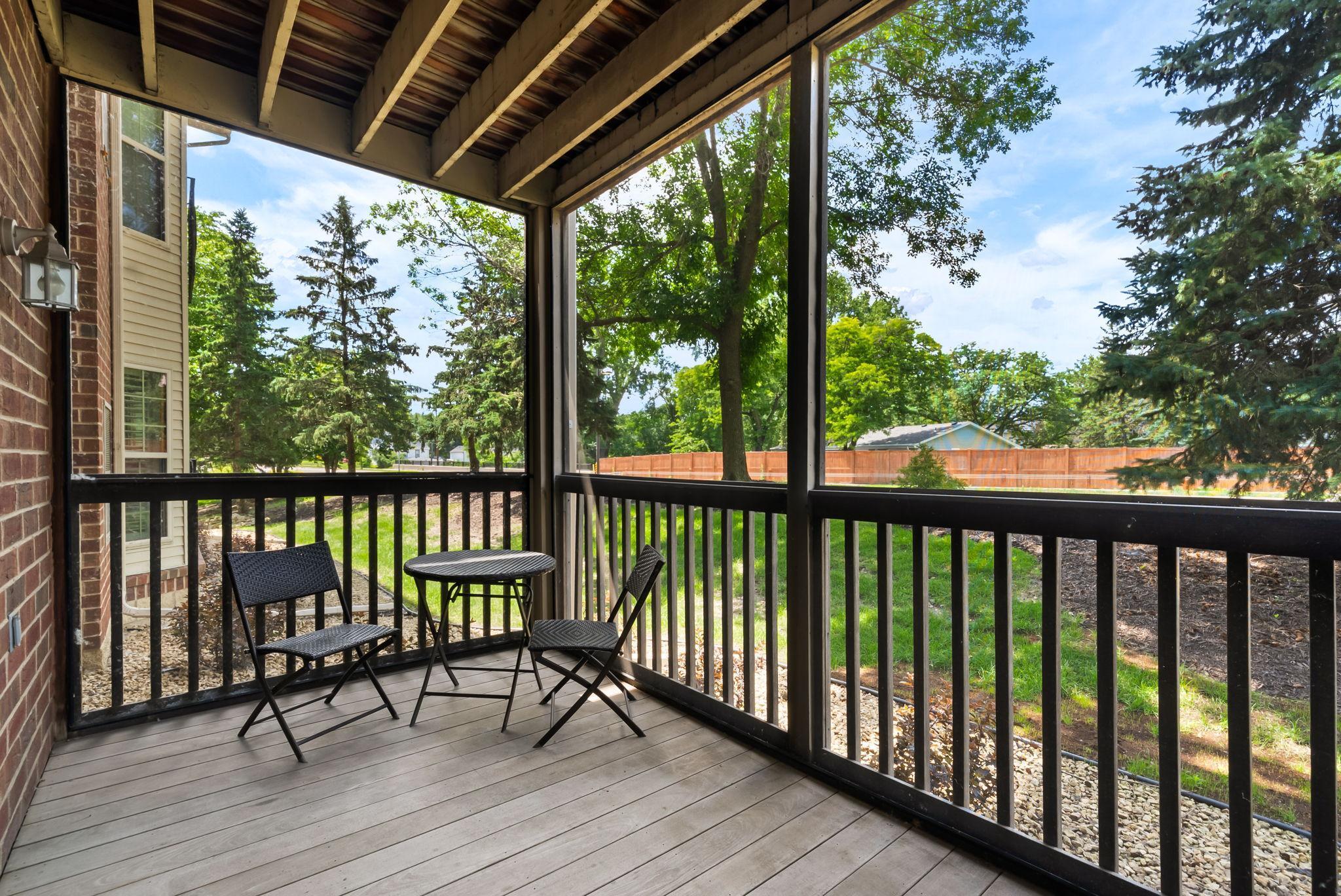 1350 Douglas Drive N Unit: 105