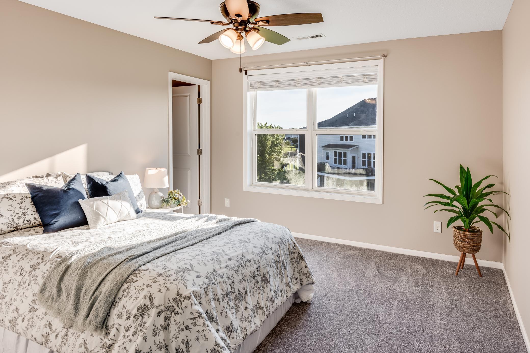 10329 Kentucky Avenue N