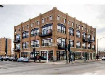6300 S Woodlawn Street Unit: 305