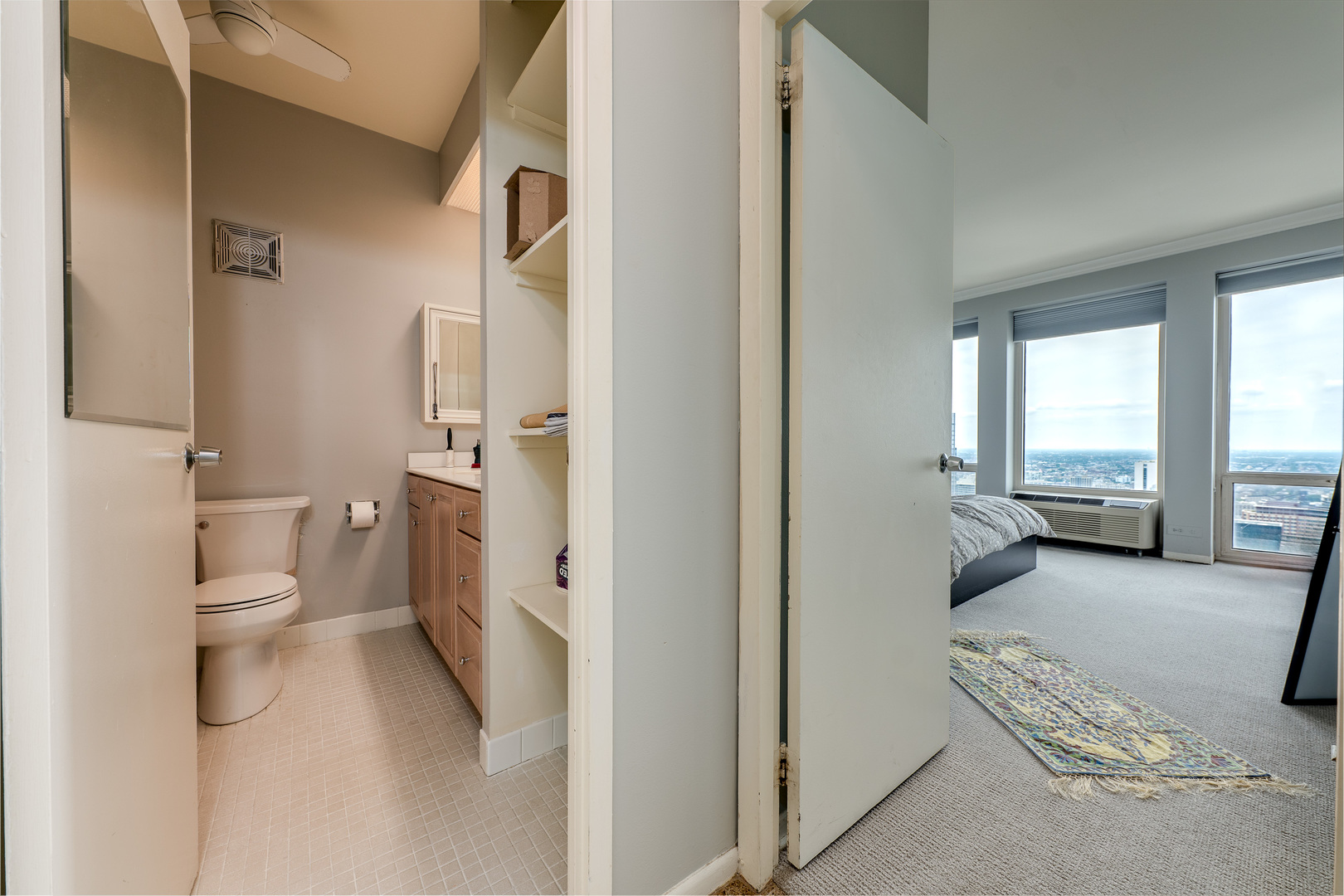 111 E Chestnut Street Unit: 57G