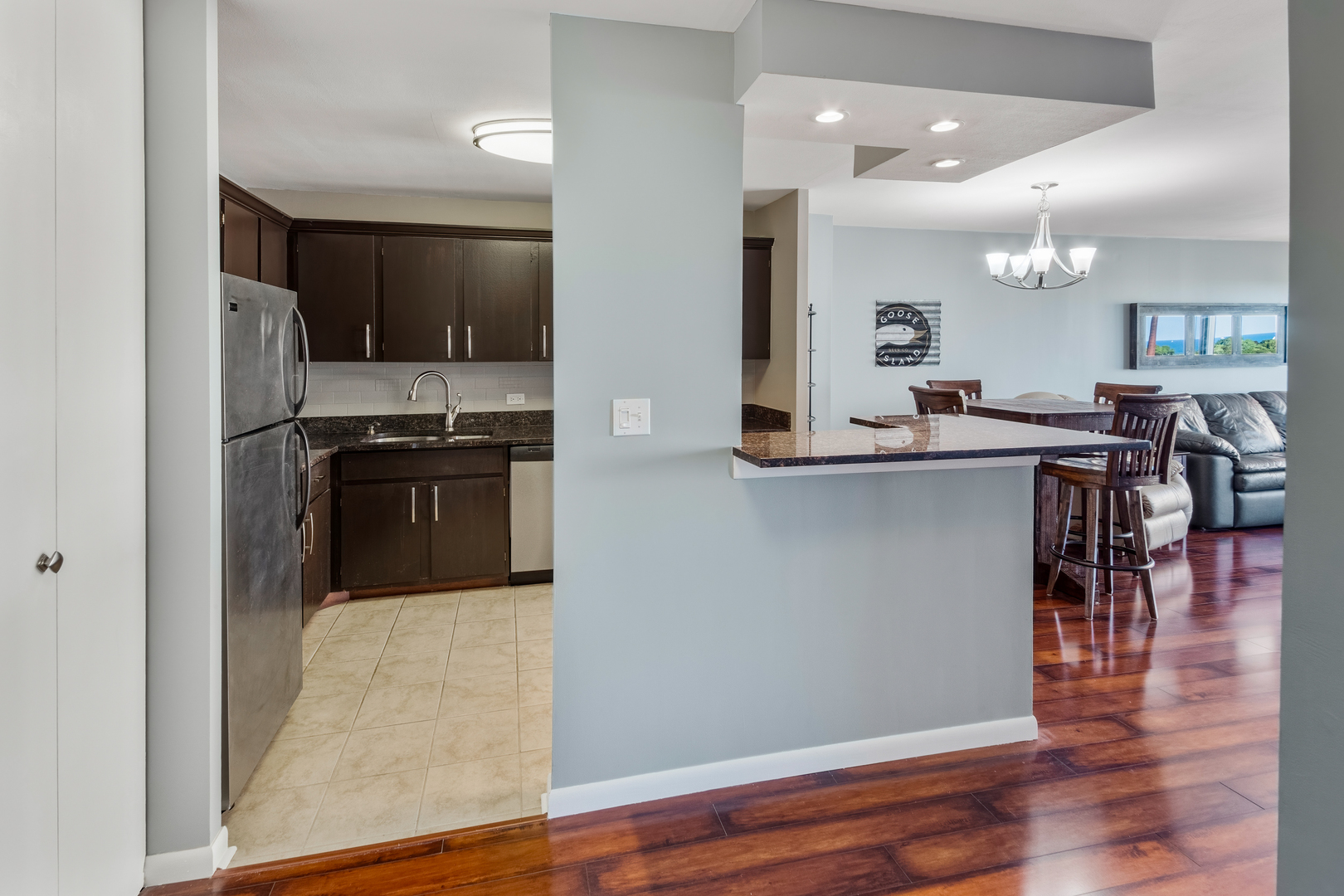 2020 N Lincoln Park West Unit: 8E