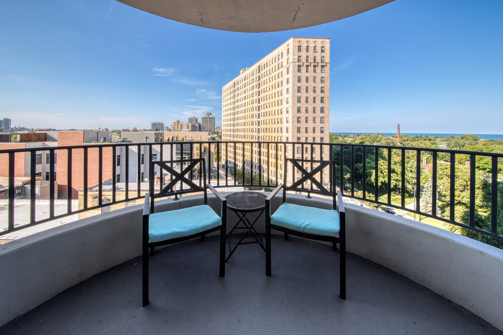 2020 N Lincoln Park West Unit: 8E
